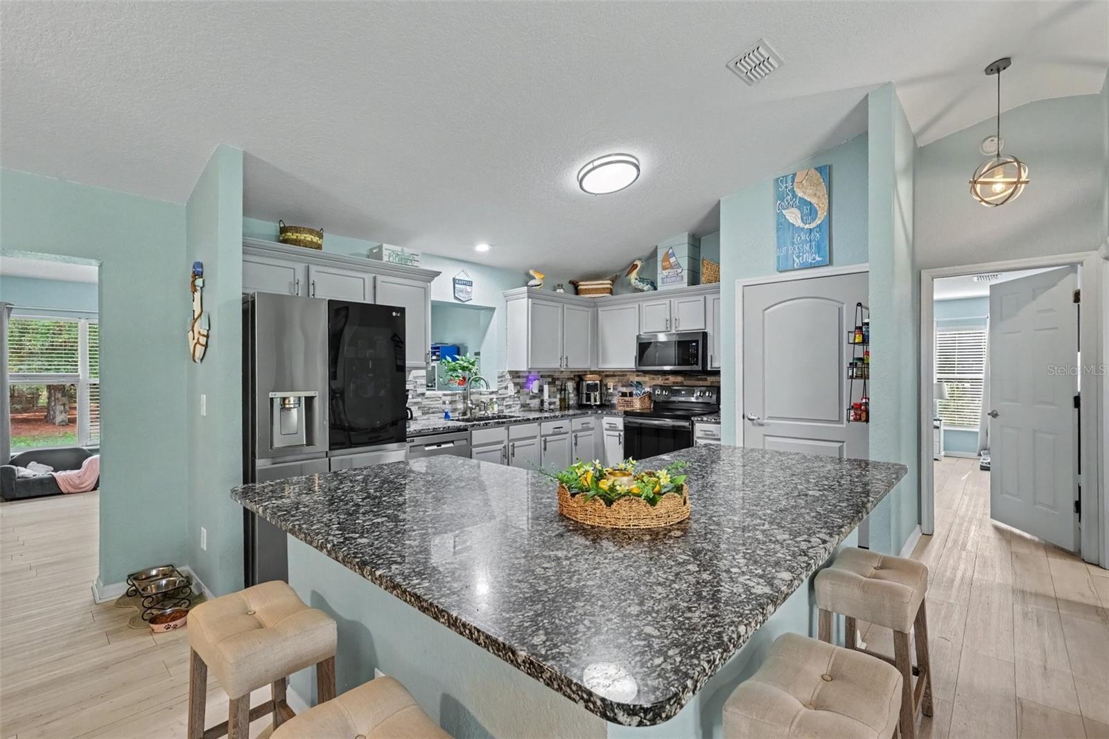 RAINBOW SPRINGS - Residential