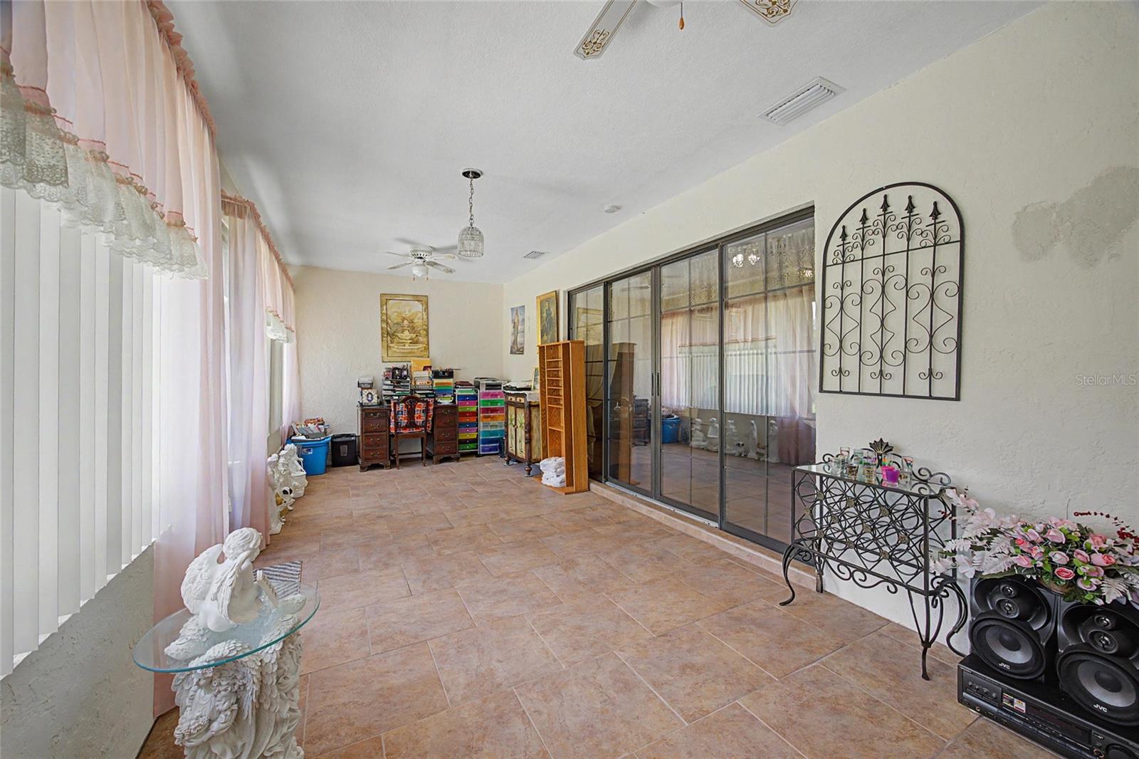 MAJESTIC OAKS - Residential