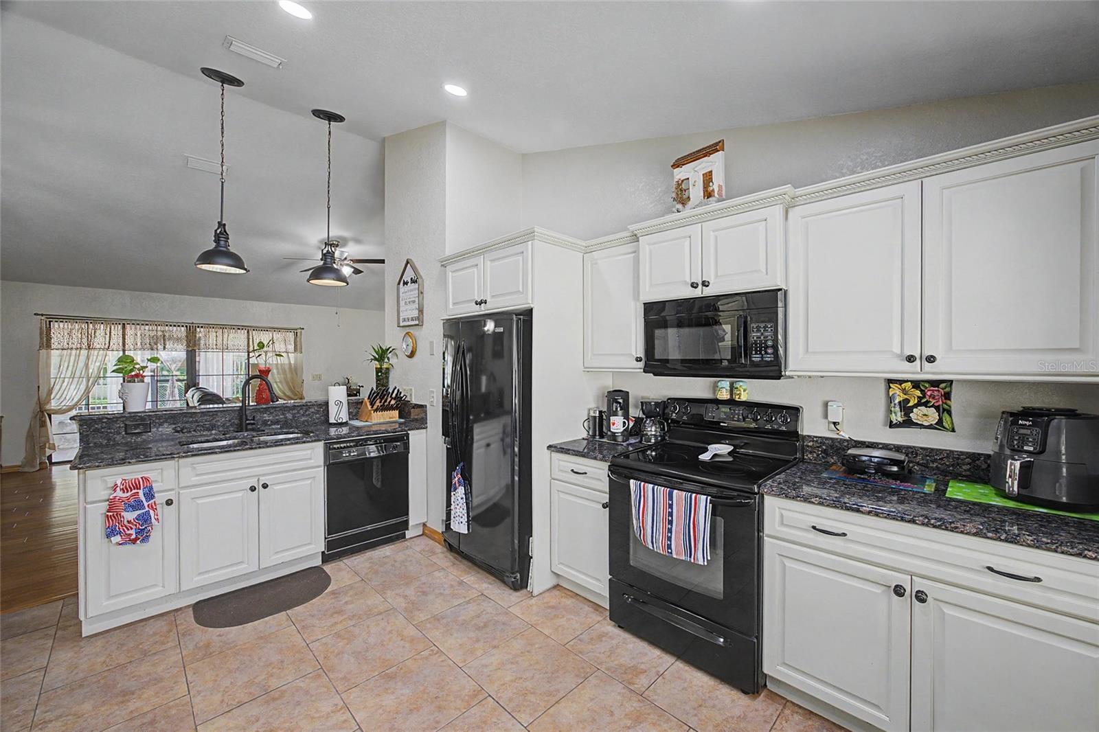 MAJESTIC OAKS - Residential