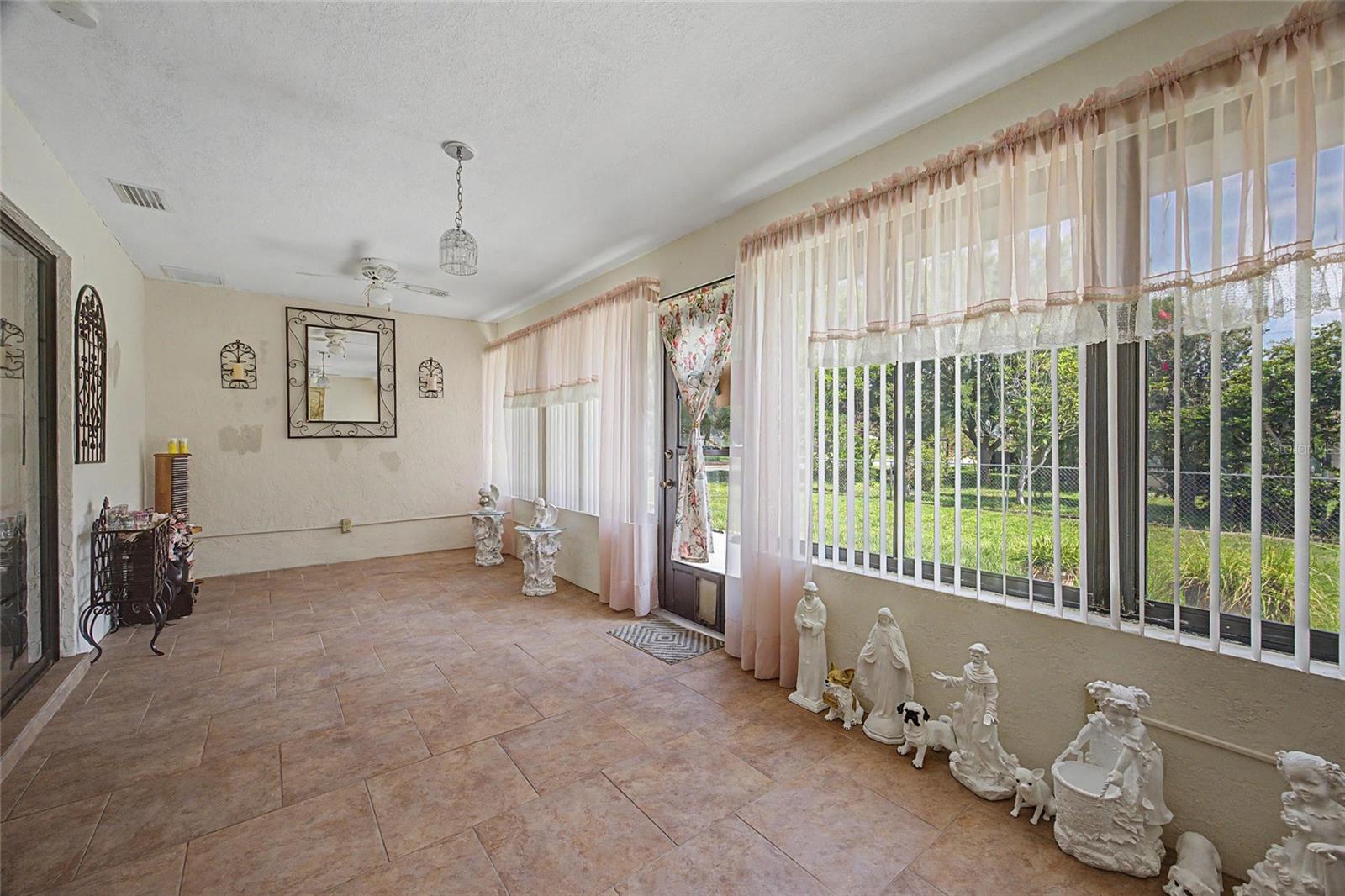 MAJESTIC OAKS - Residential