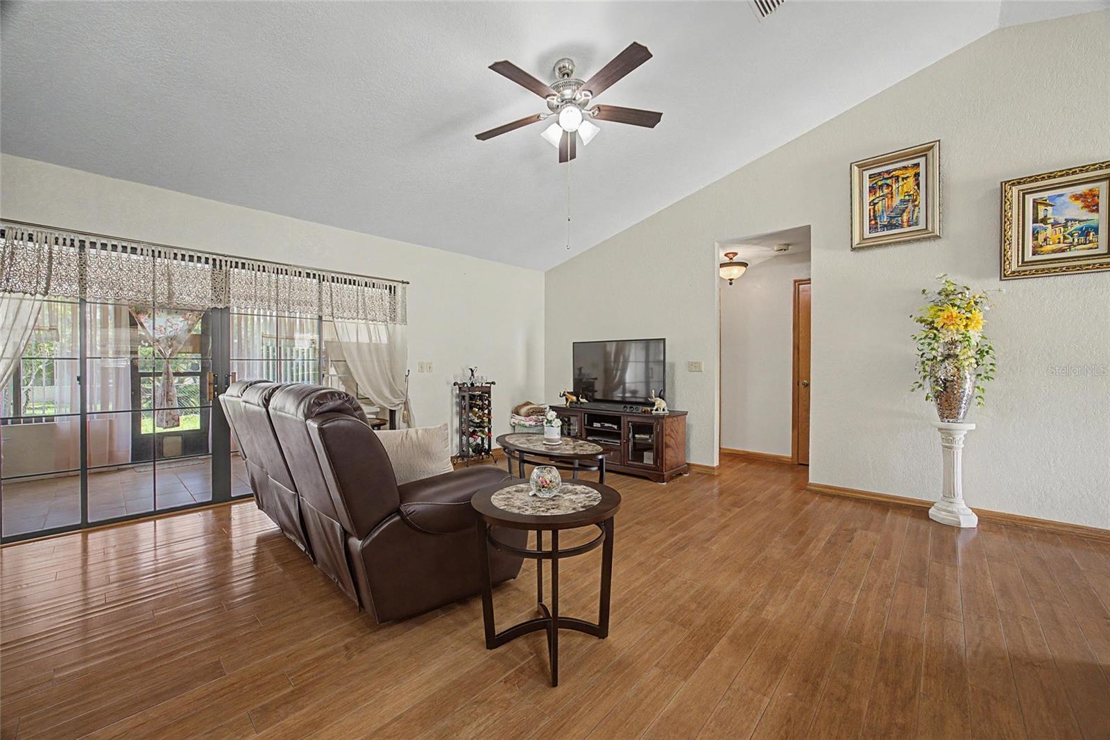 MAJESTIC OAKS - Residential