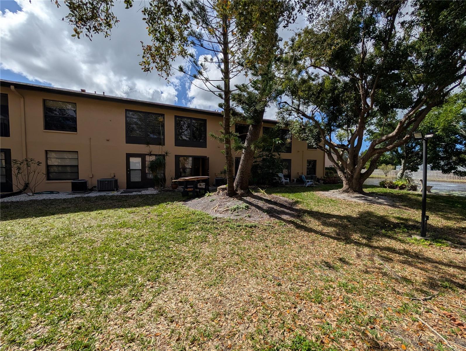 BAYSHORE VILLAGE I - Residential