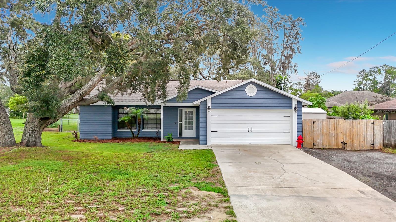 SPRING HILL - Residential