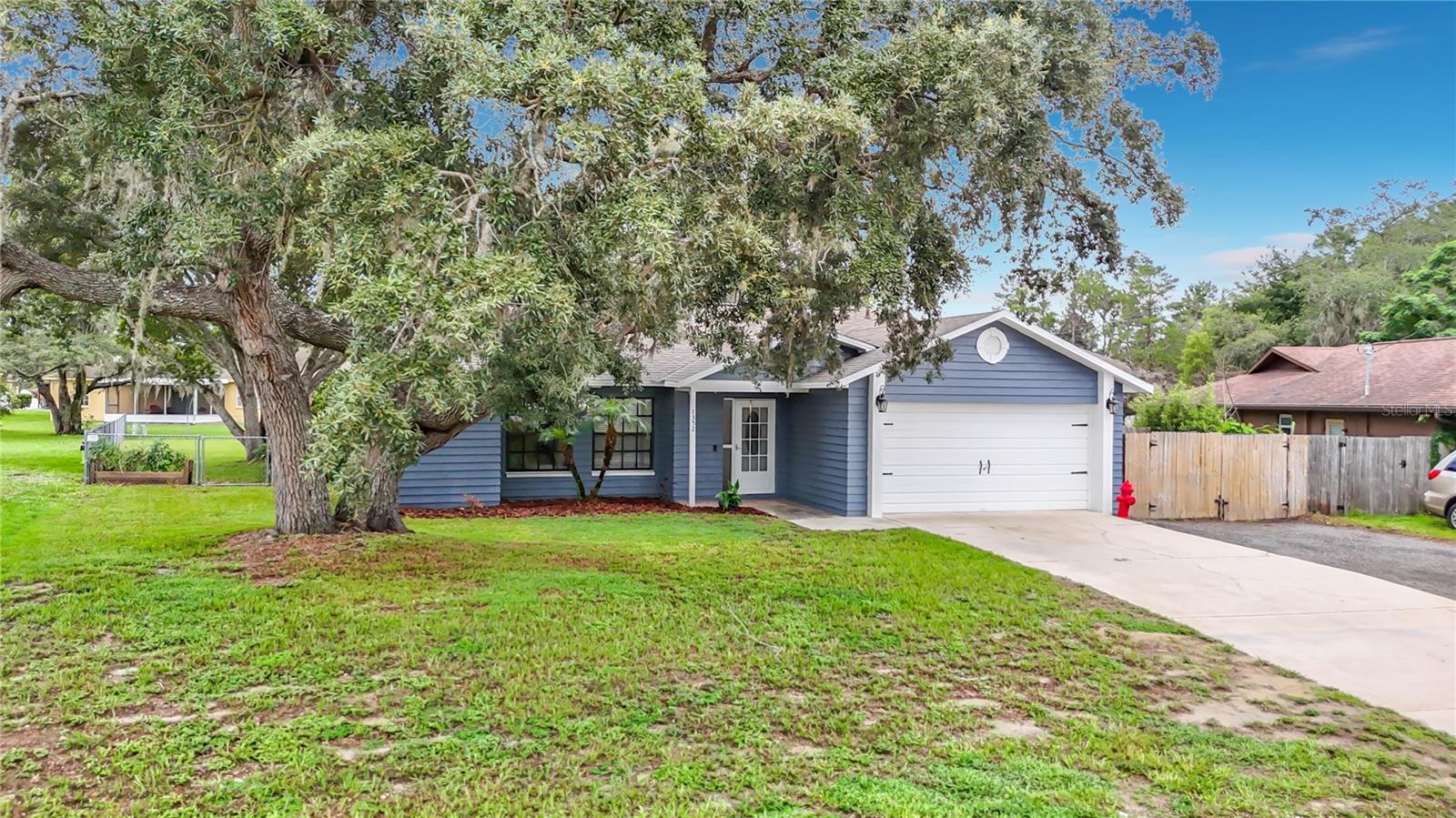 SPRING HILL - Residential