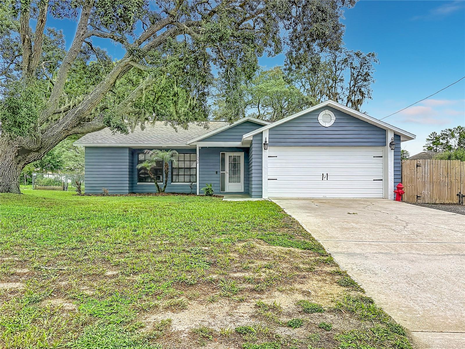 SPRING HILL - Residential