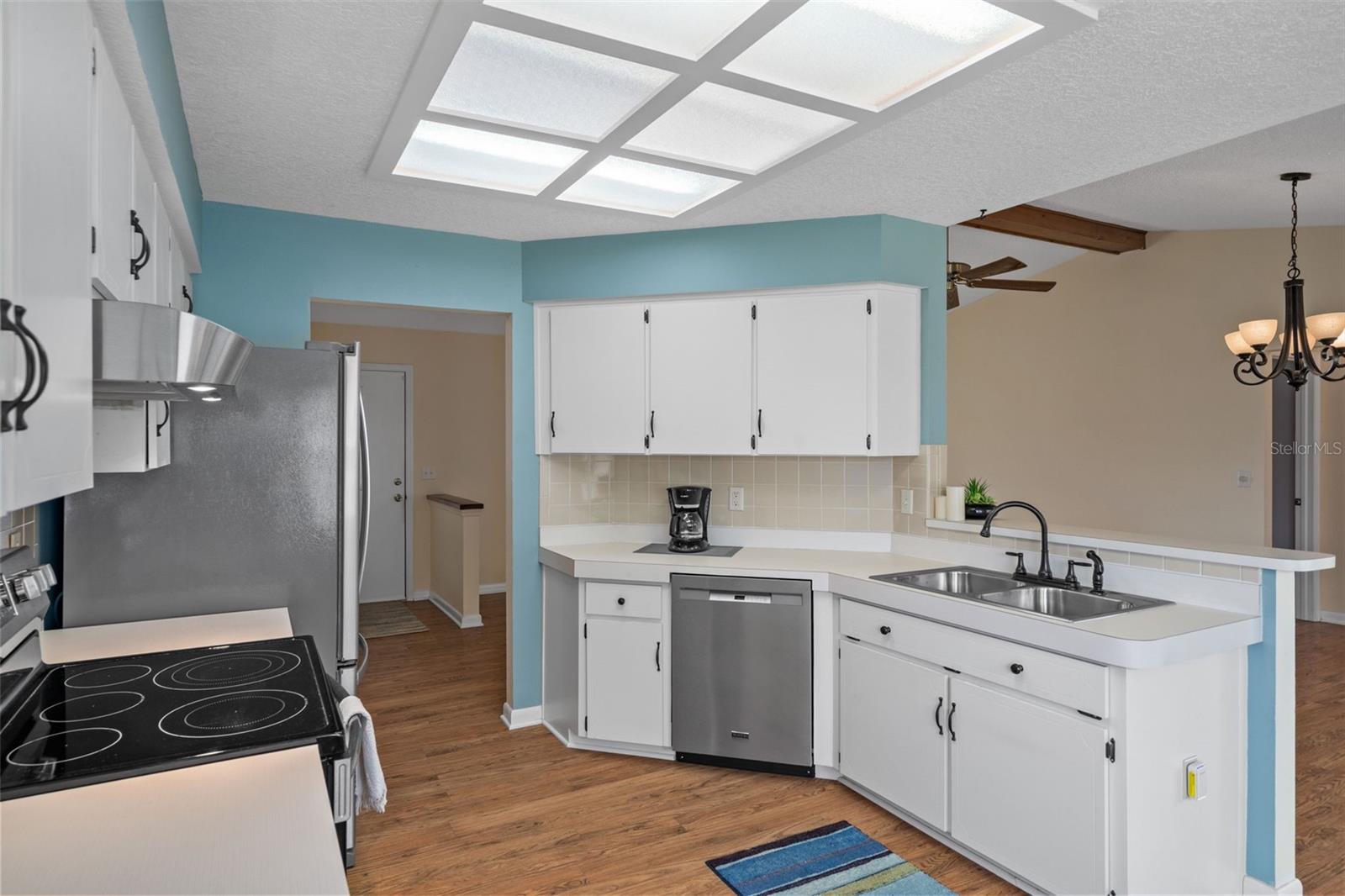 SPRING HILL - Residential