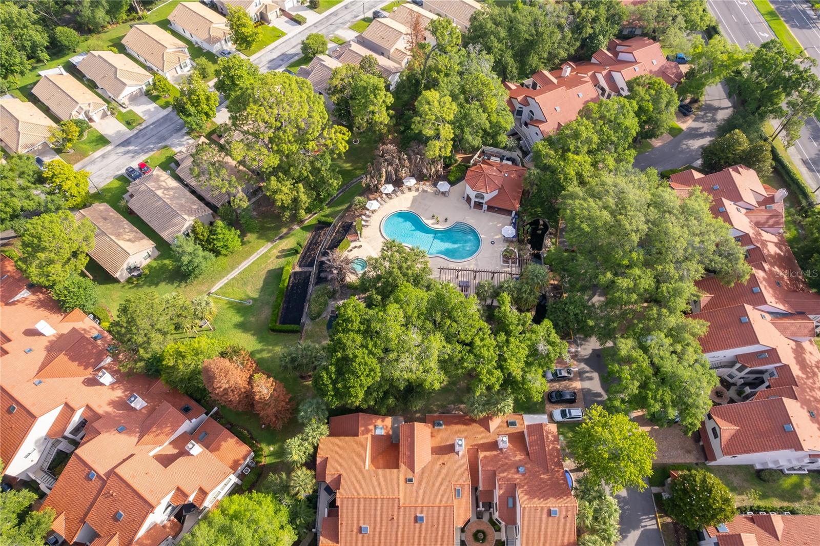 LA VITA CONDO PH 4 - Residential