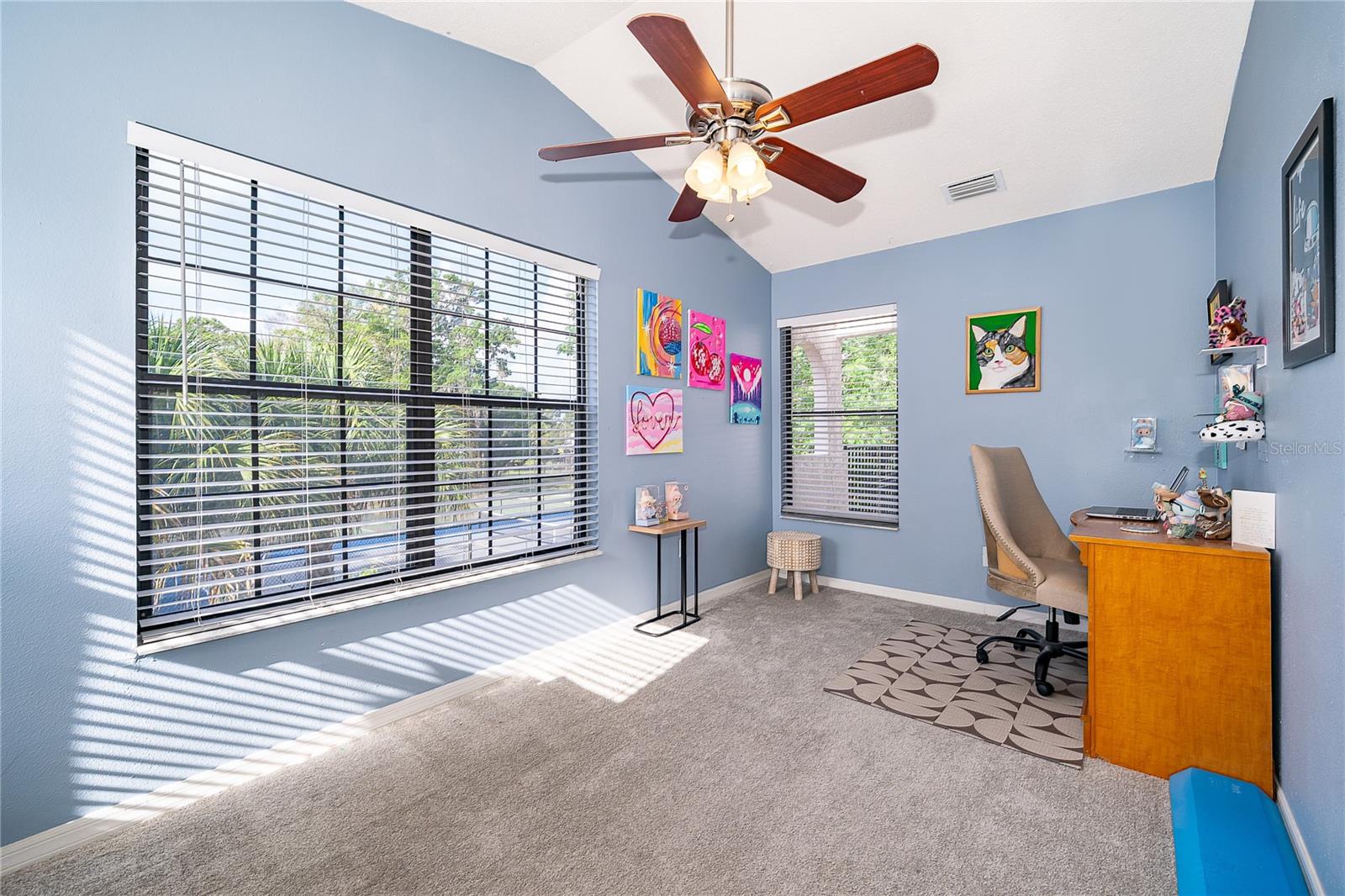 LA VITA CONDO PH 4 - Residential