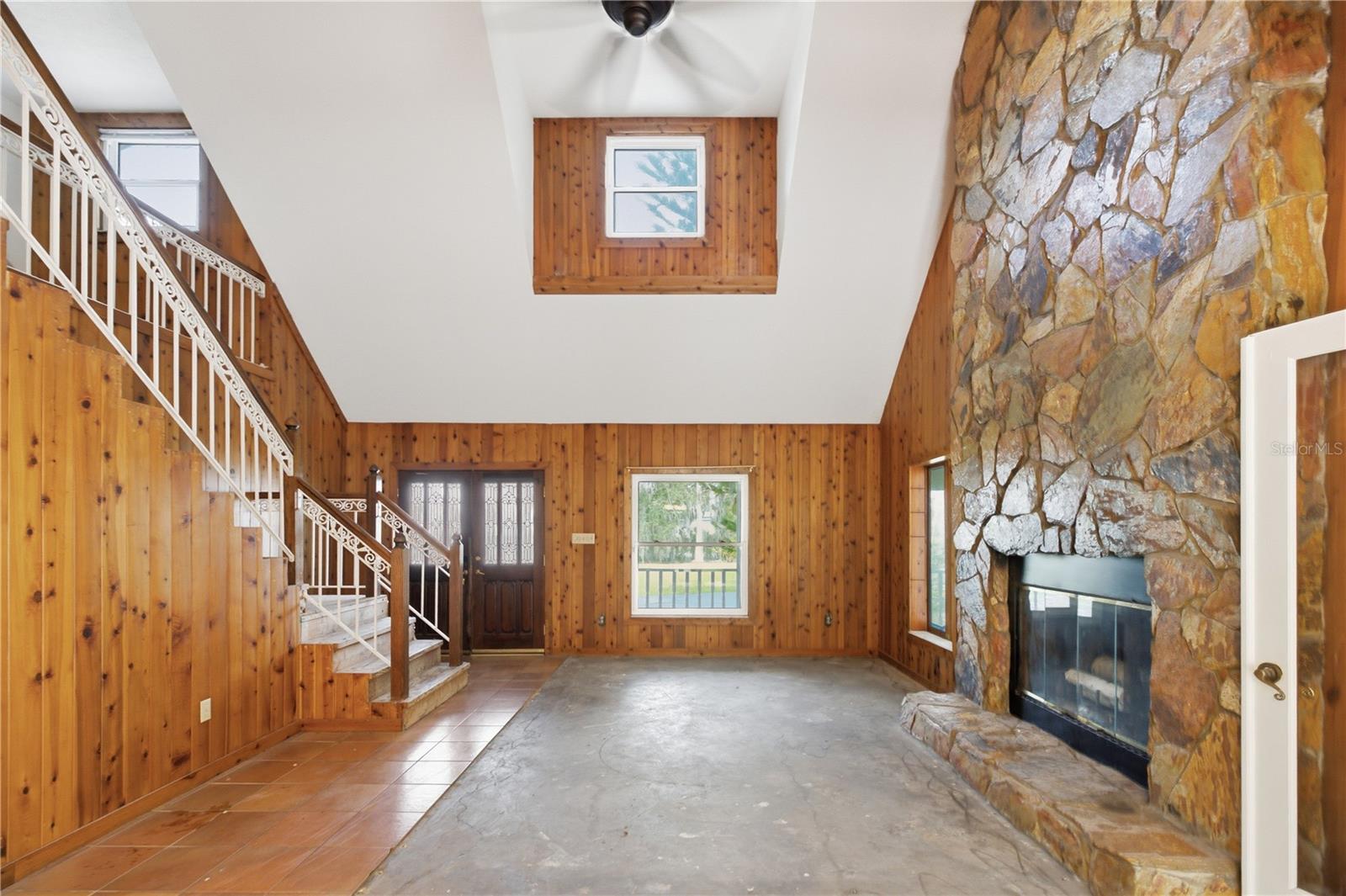 UNPLATTED - Residential