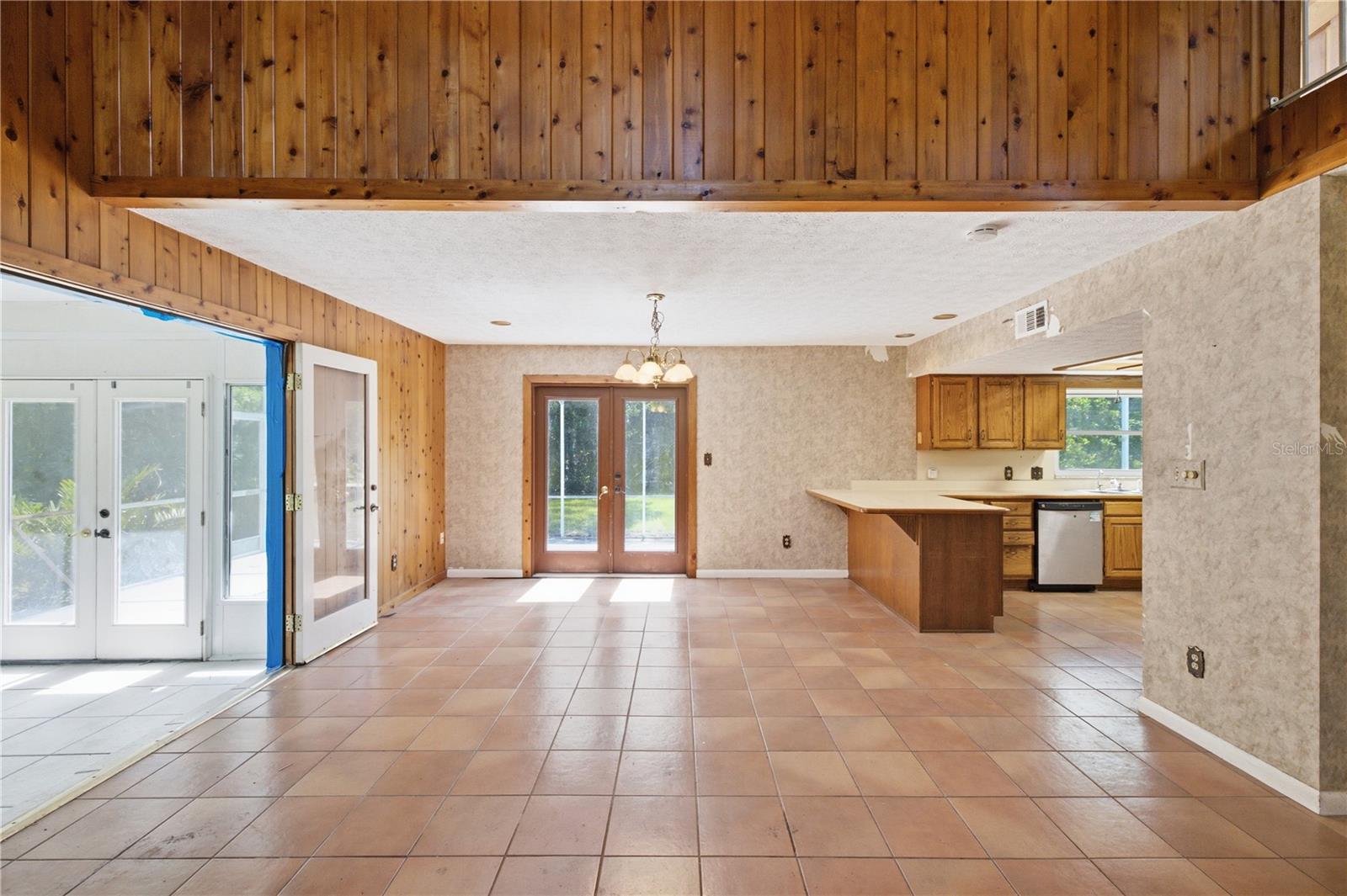 UNPLATTED - Residential