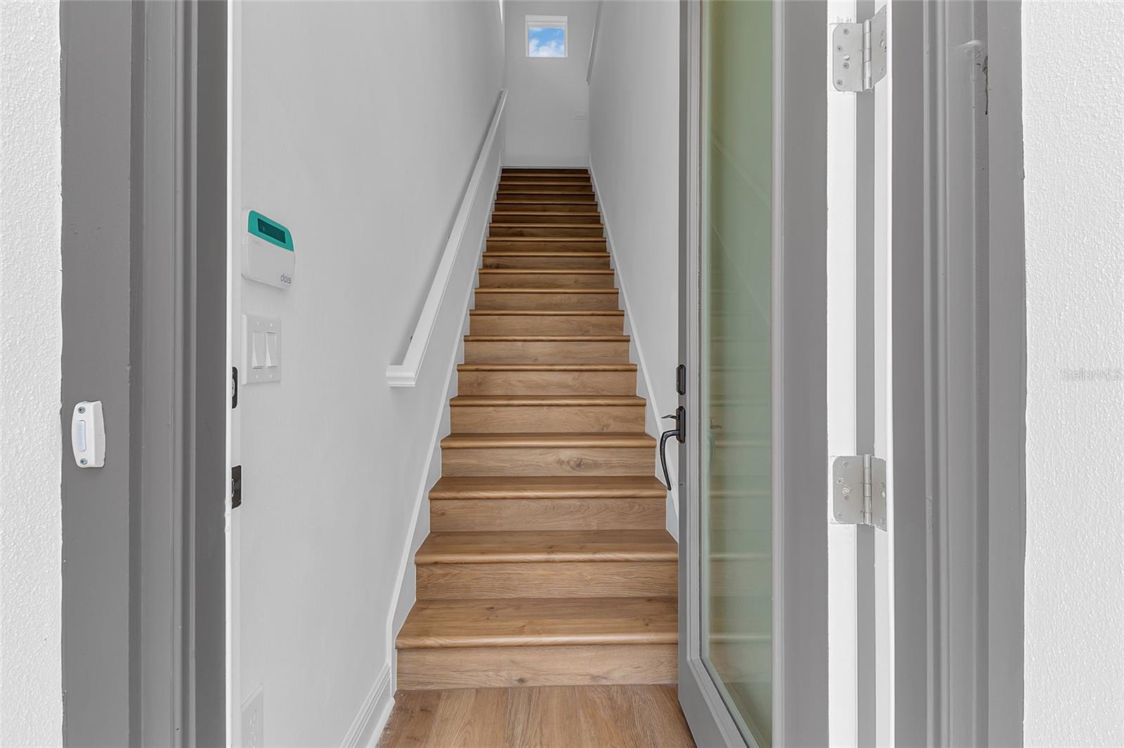 LAUREATE PK PH 2 PCL N-2 - Residential Lease