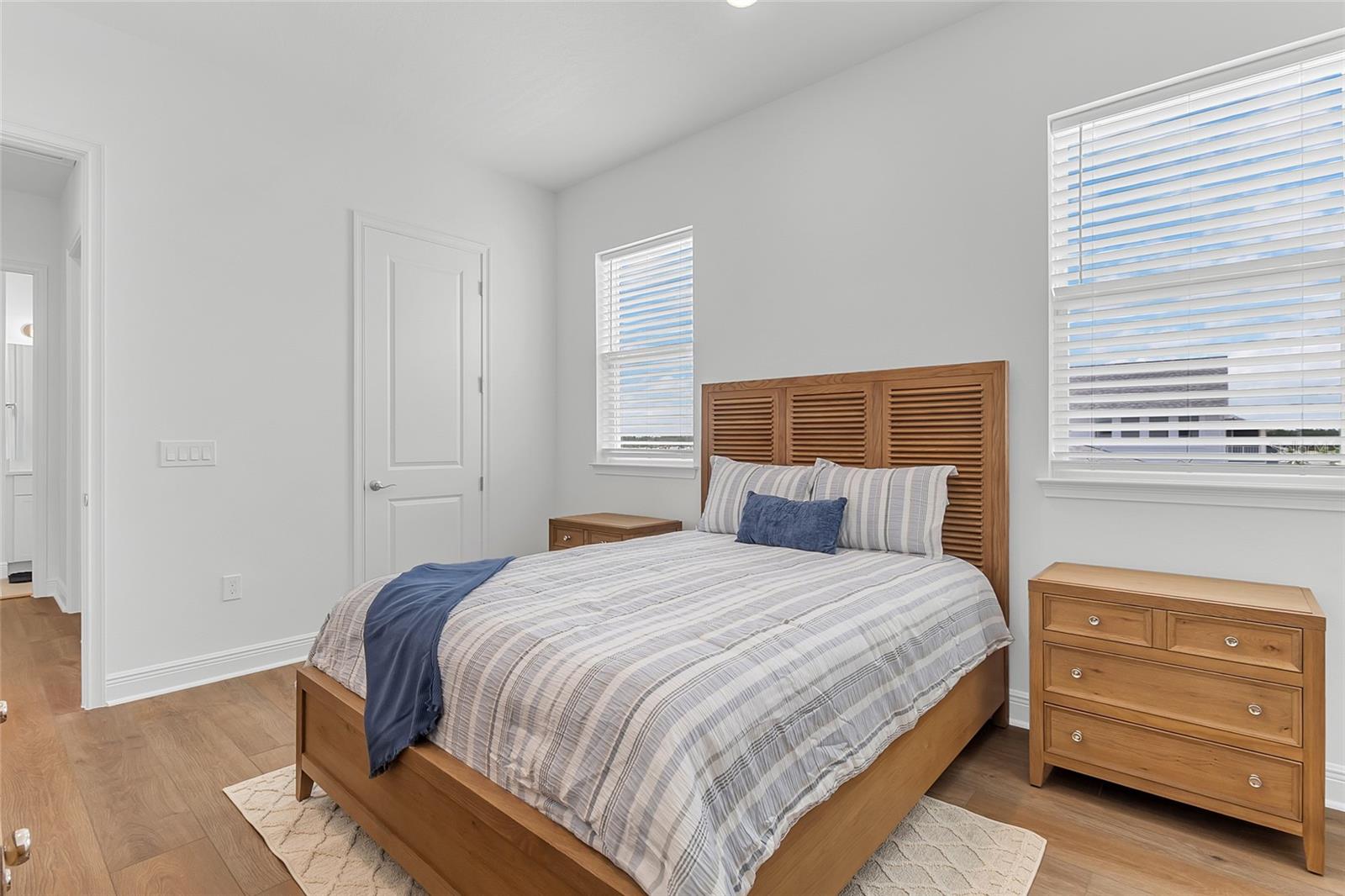 LAUREATE PK PH 2 PCL N-2 - Residential Lease