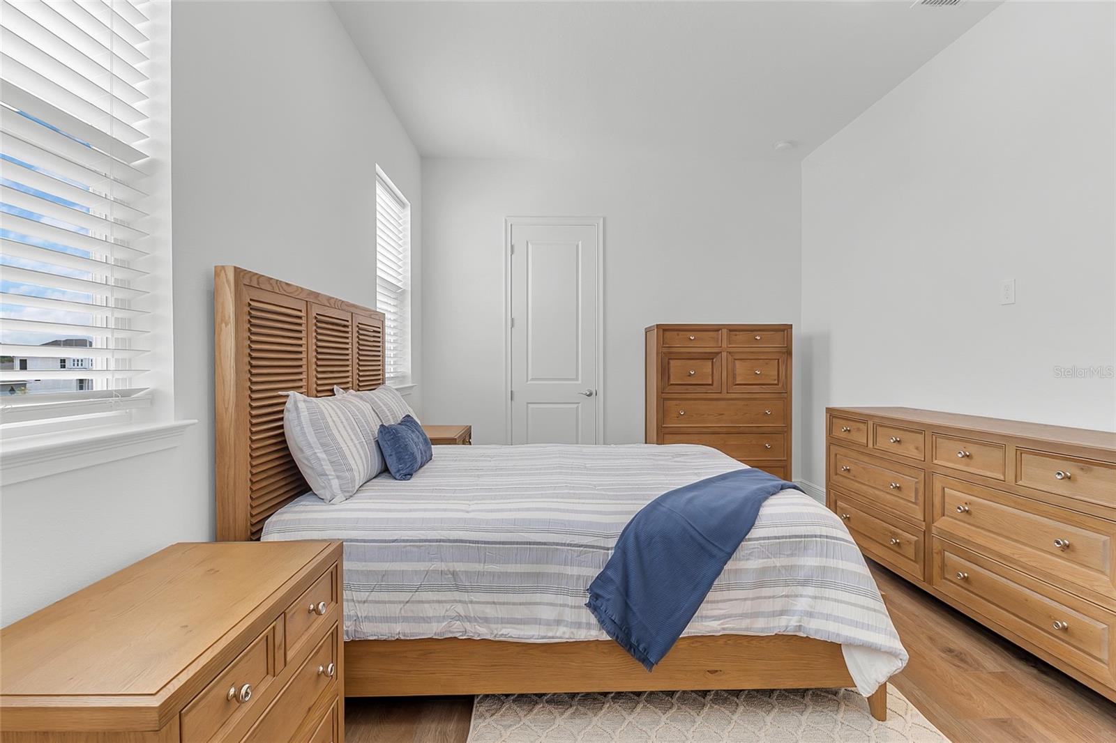 LAUREATE PK PH 2 PCL N-2 - Residential Lease