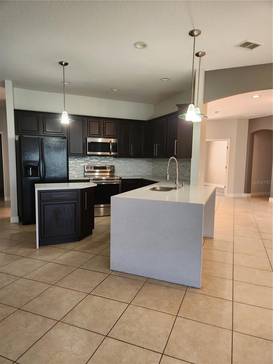 BELLALAGO PH 02N - Residential Lease