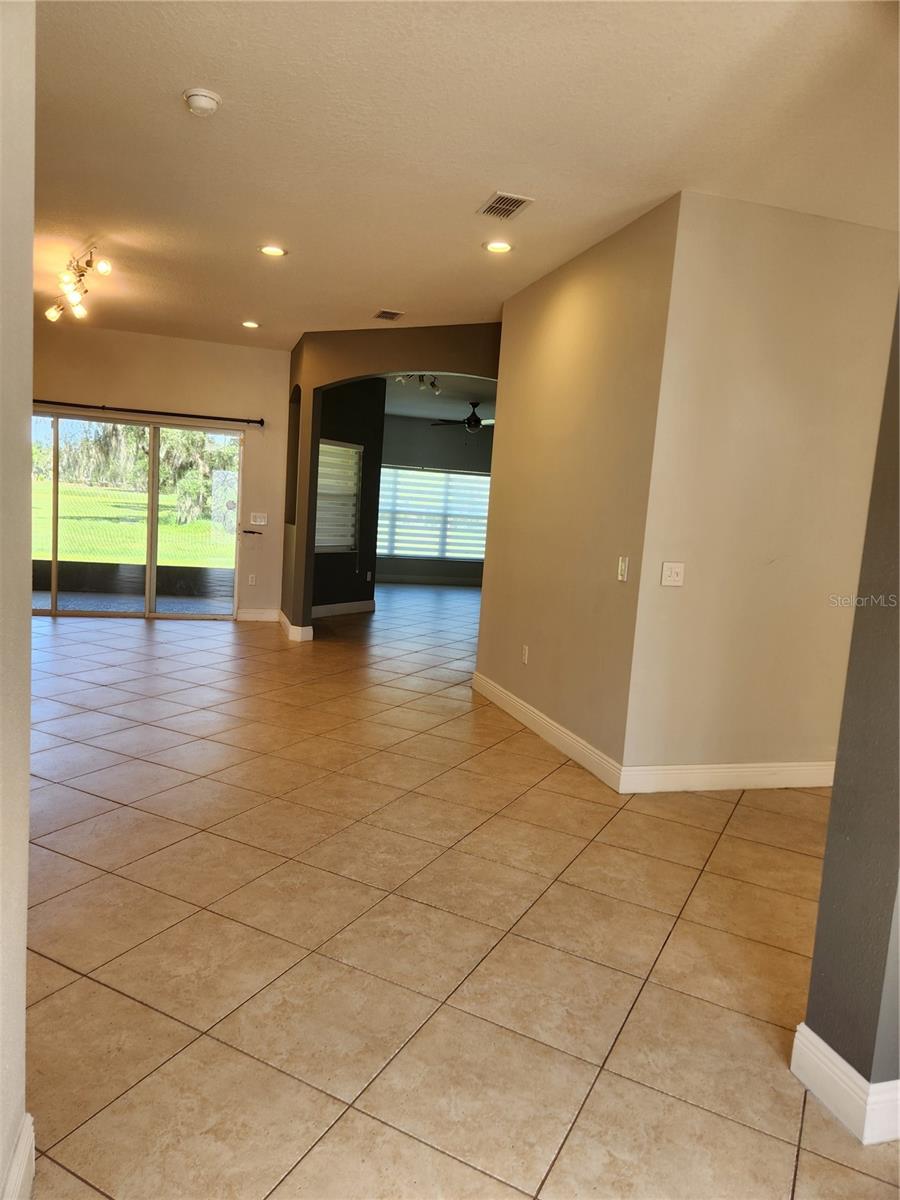 BELLALAGO PH 02N - Residential Lease