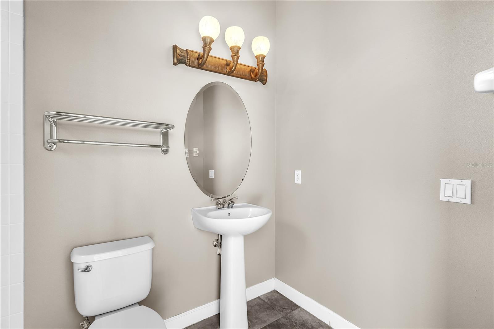 RESERVE AT BELMERE PH 03 51 01 - Residential Lease