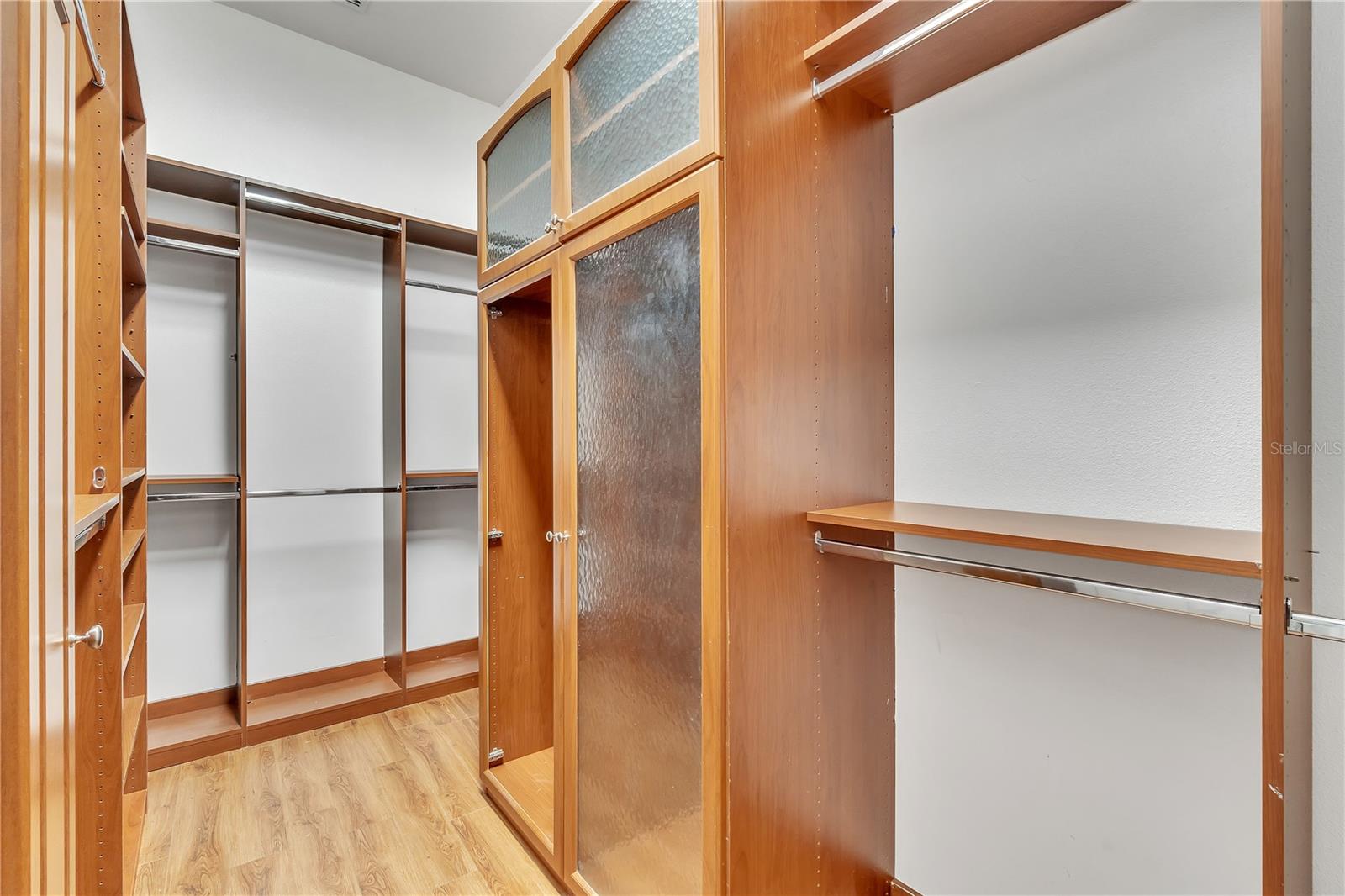 RESERVE AT BELMERE PH 03 51 01 - Residential Lease