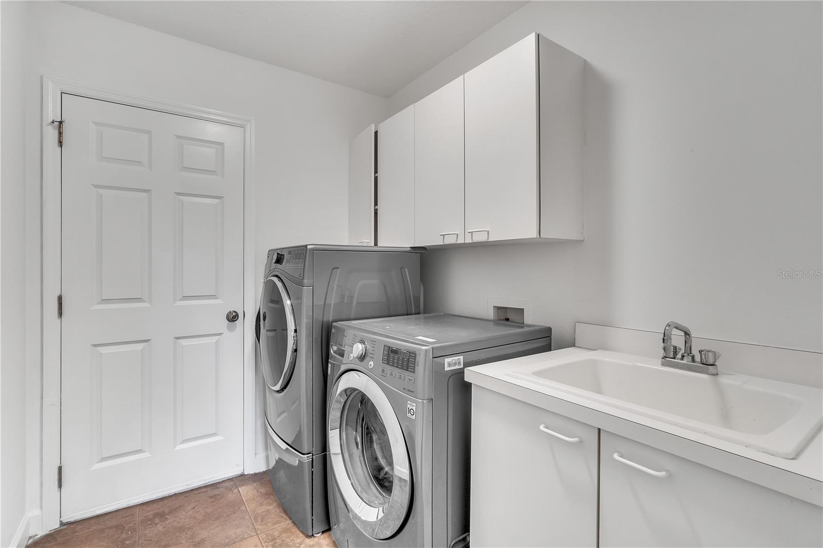 RESERVE AT BELMERE PH 03 51 01 - Residential Lease
