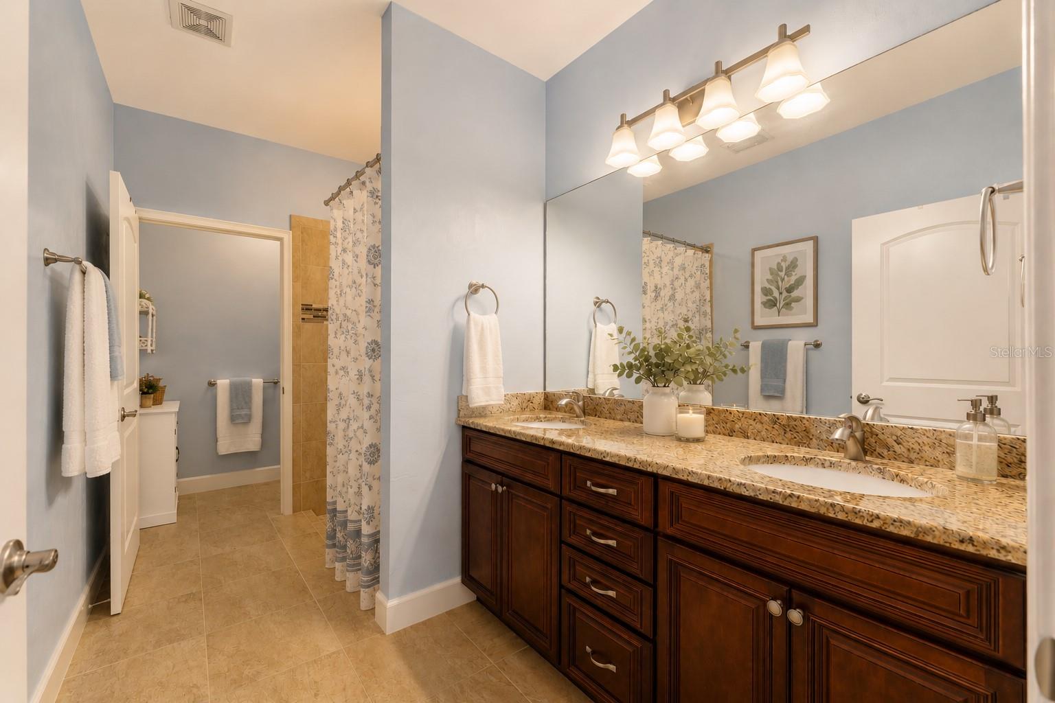 VILLAS OF WEST END UNIT B PH 2 - Residential