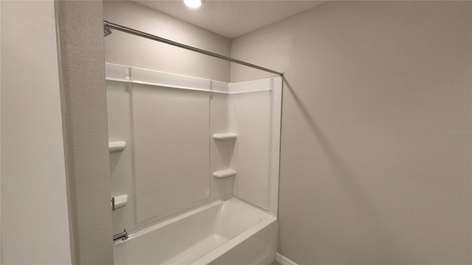 WILLIAMS POINTE - Residential