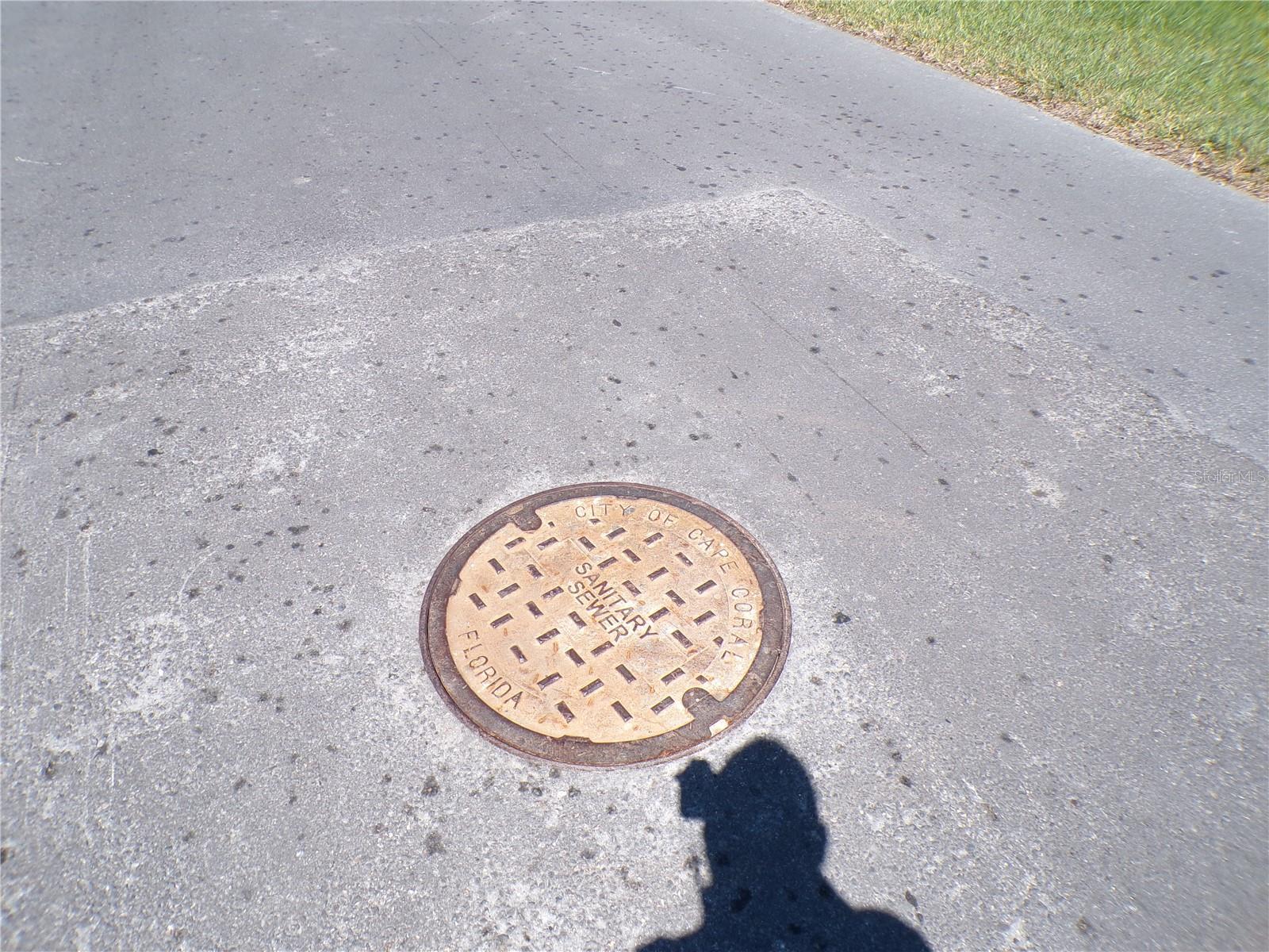 CAPE CORAL - Land