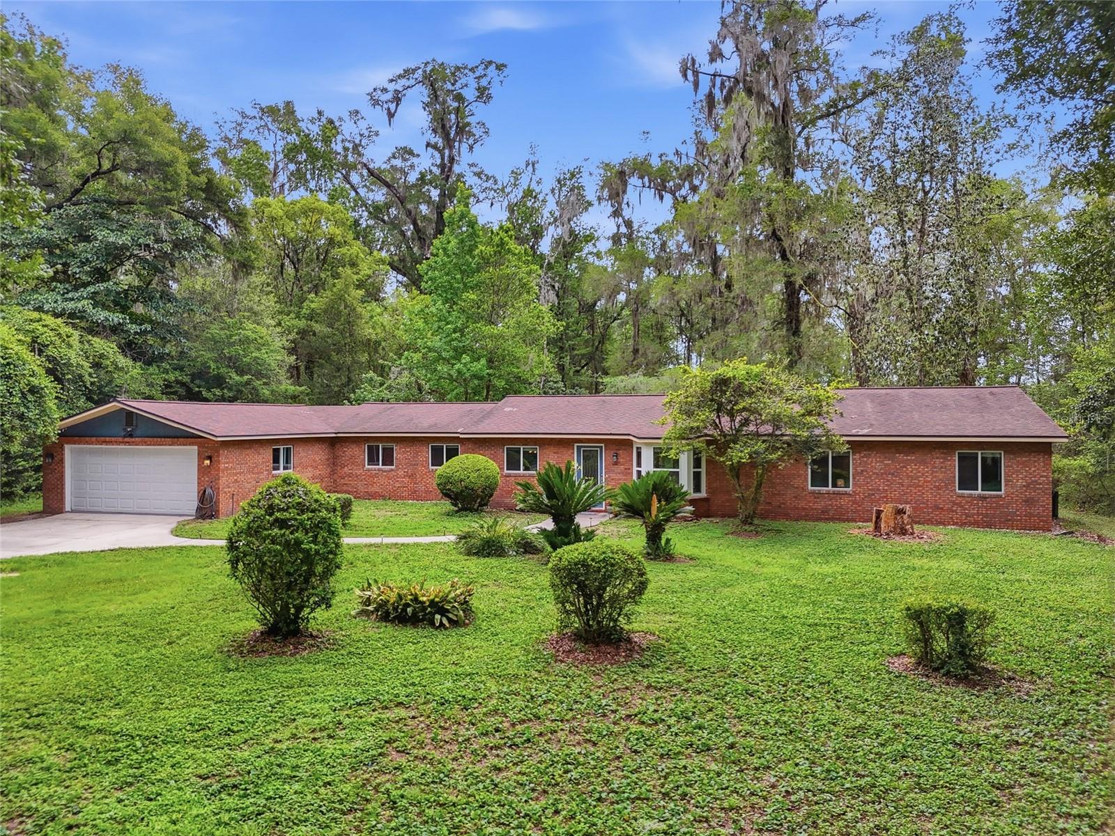 WOODLAND OAKS SOUTH - Residential
