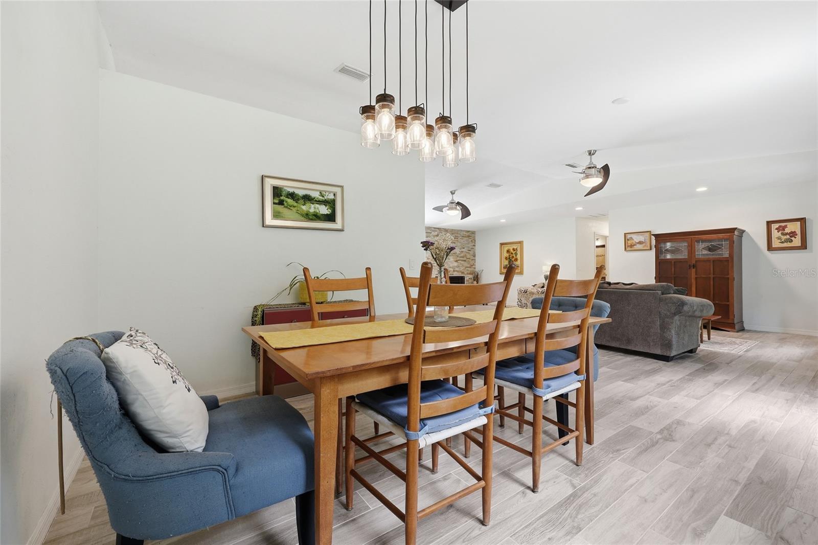 WOODLAND OAKS SOUTH - Residential