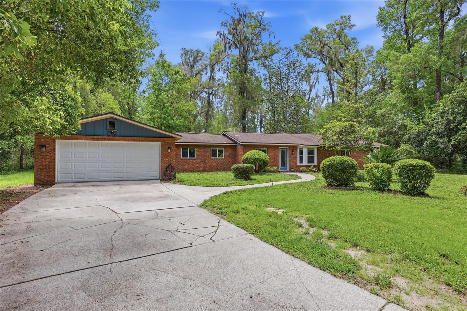 WOODLAND OAKS SOUTH - Residential