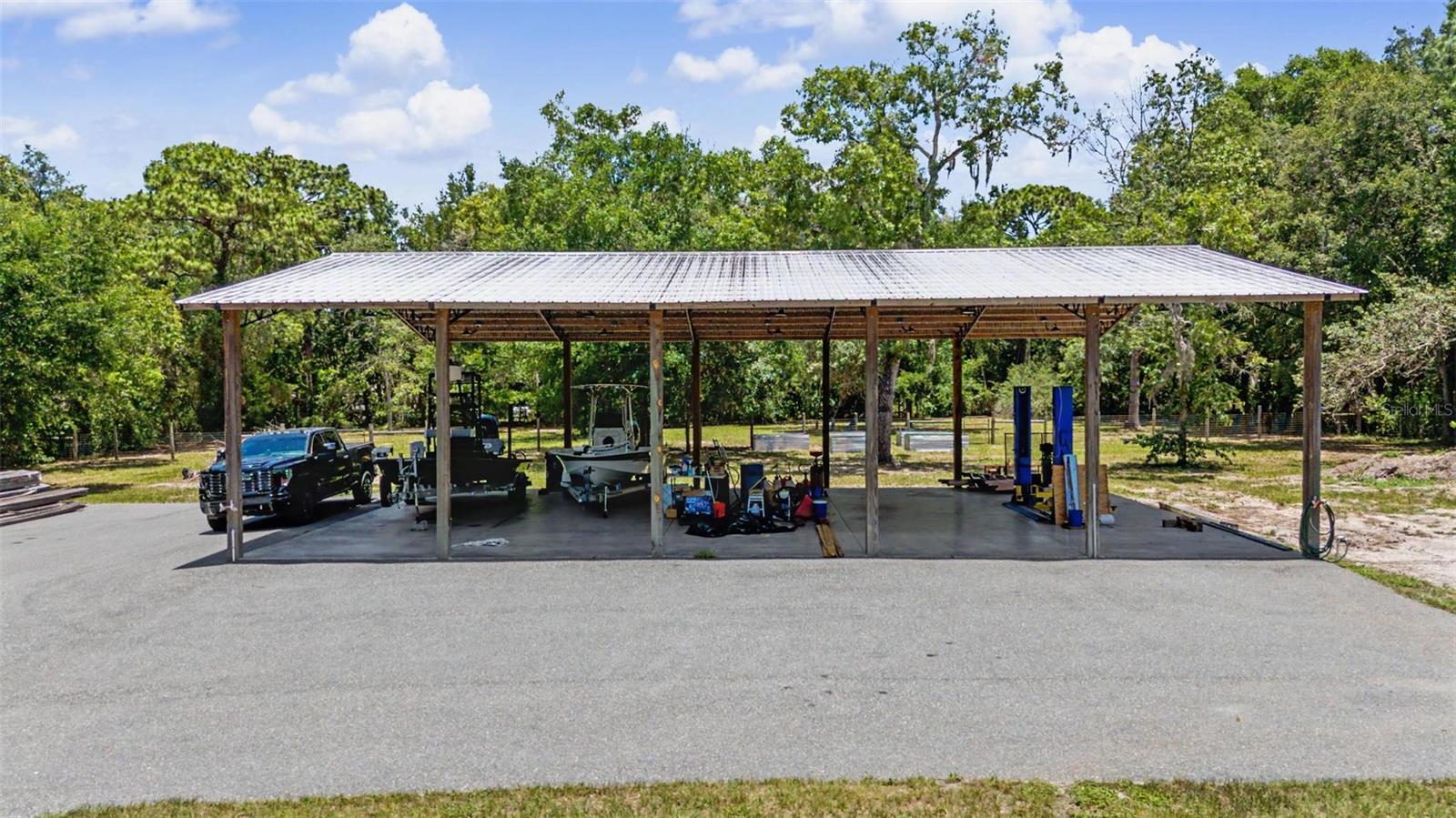 LAKEWOOD ACRES - Residential