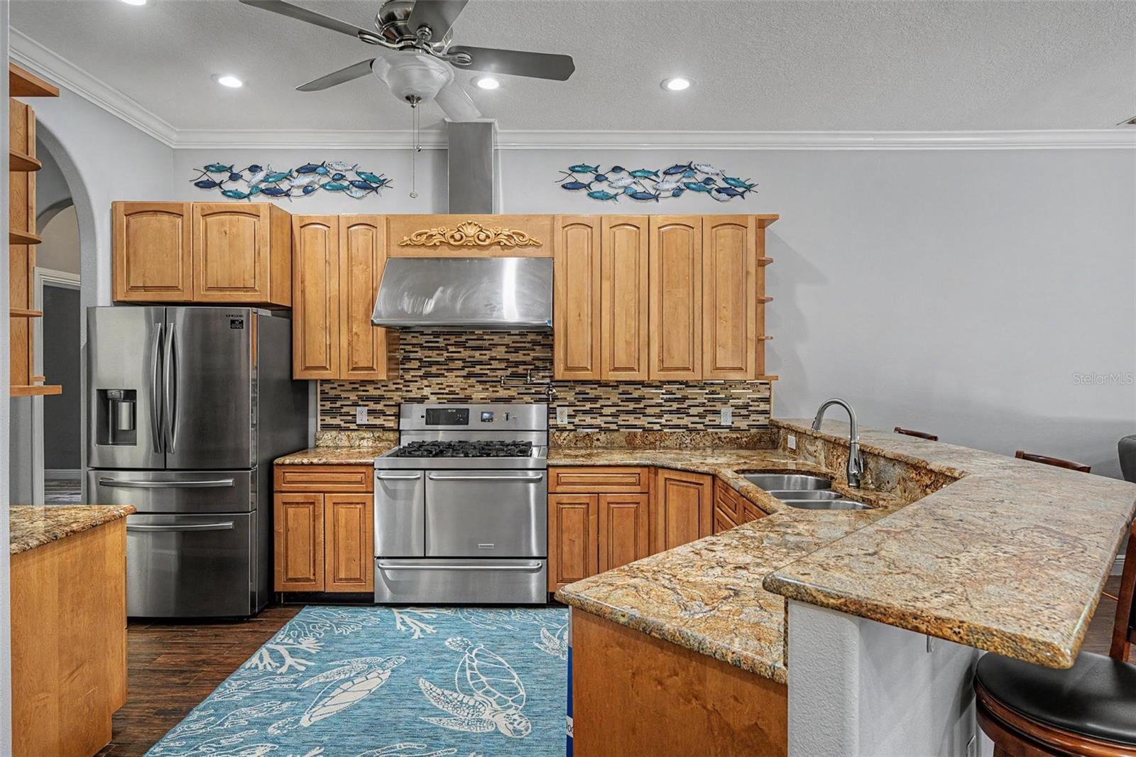 LAKEWOOD ACRES - Residential