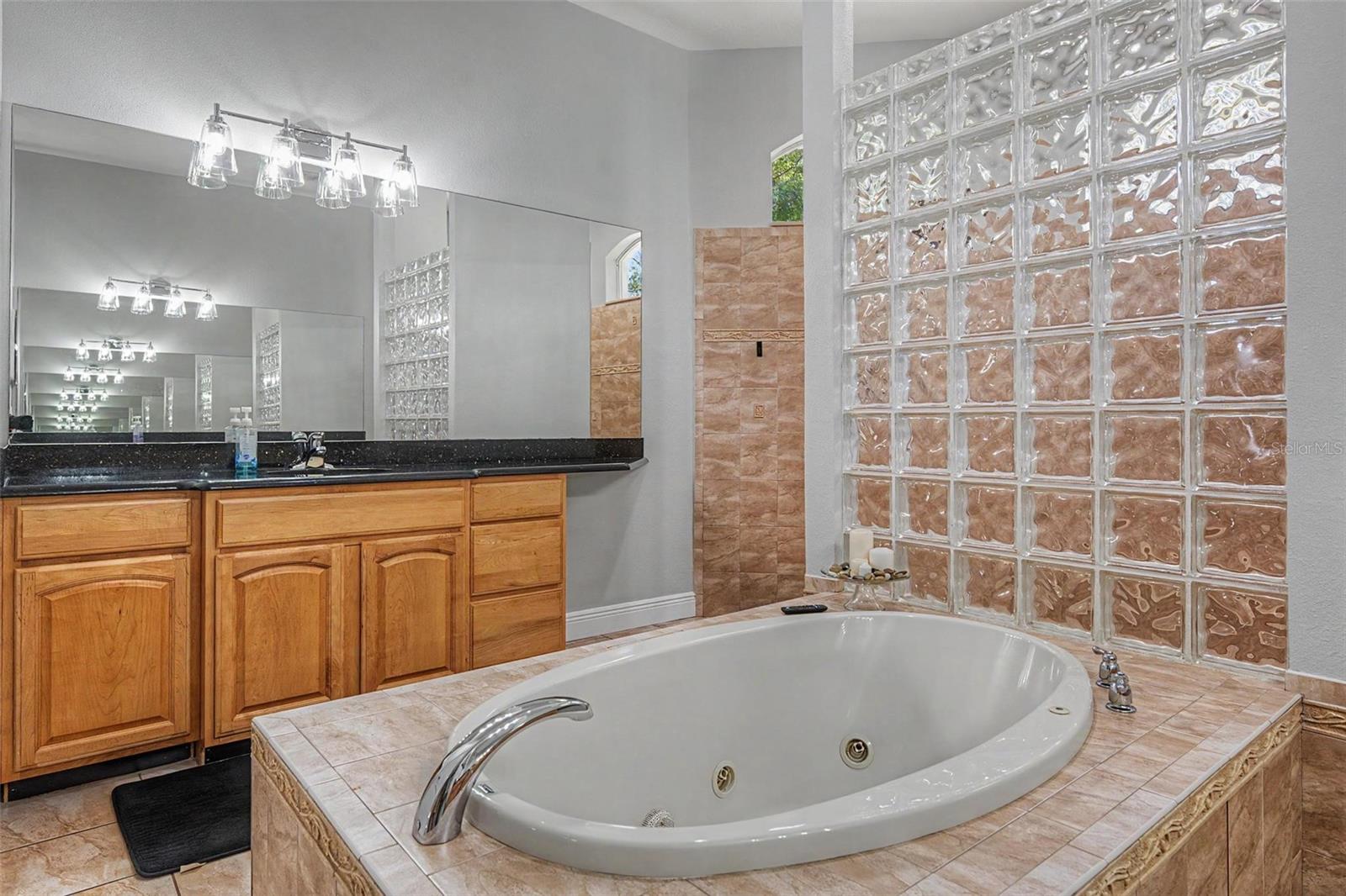 LAKEWOOD ACRES - Residential