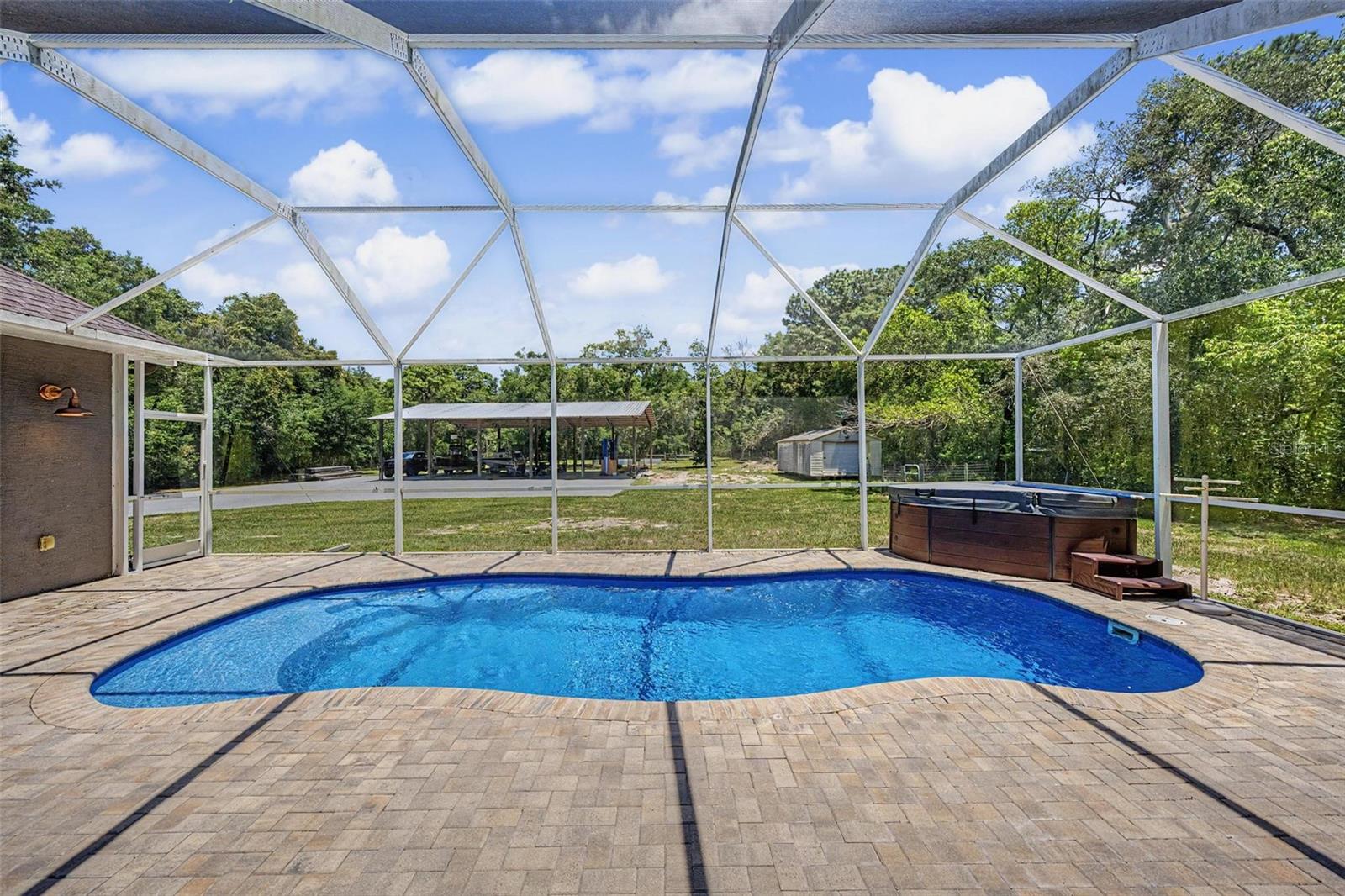 LAKEWOOD ACRES - Residential