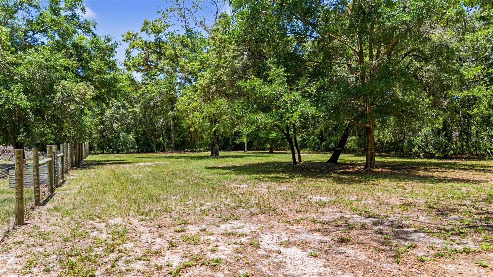 LAKEWOOD ACRES - Residential