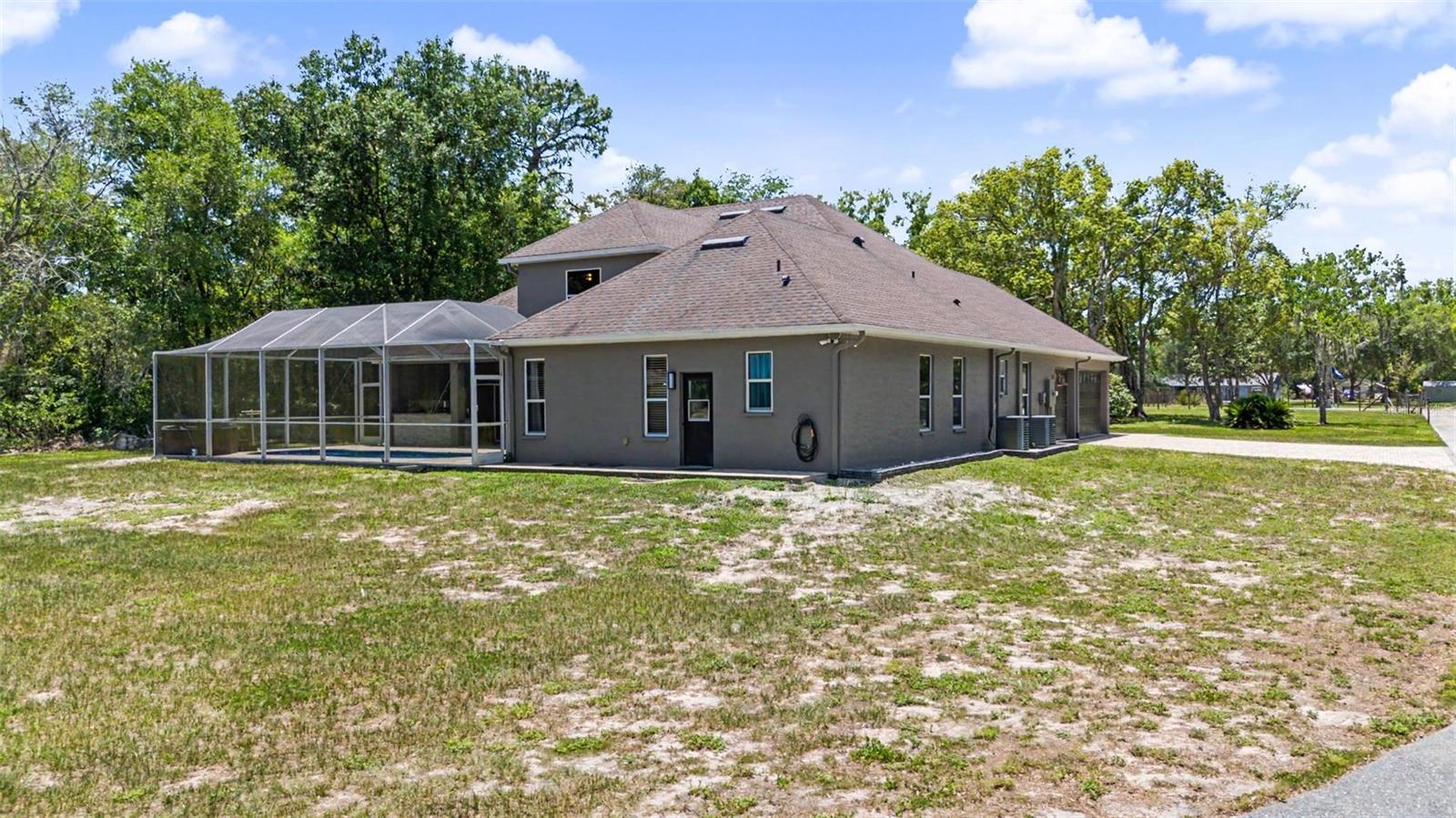 LAKEWOOD ACRES - Residential