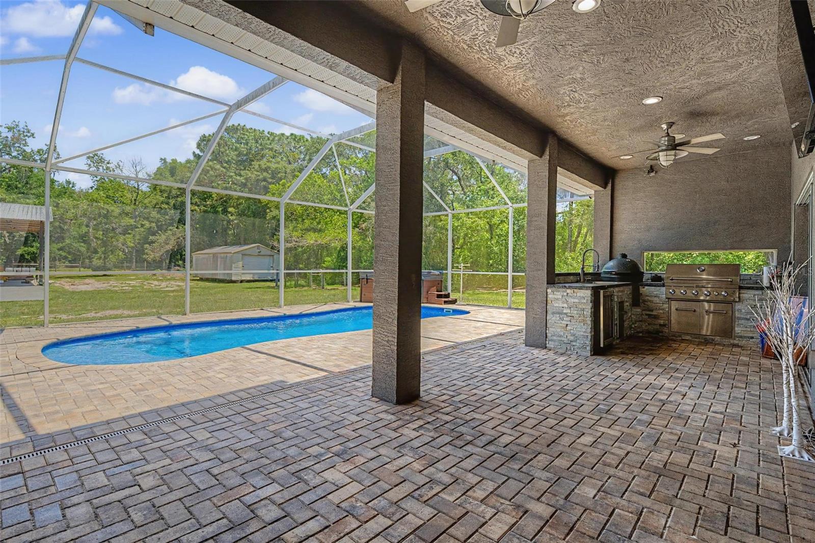 LAKEWOOD ACRES - Residential
