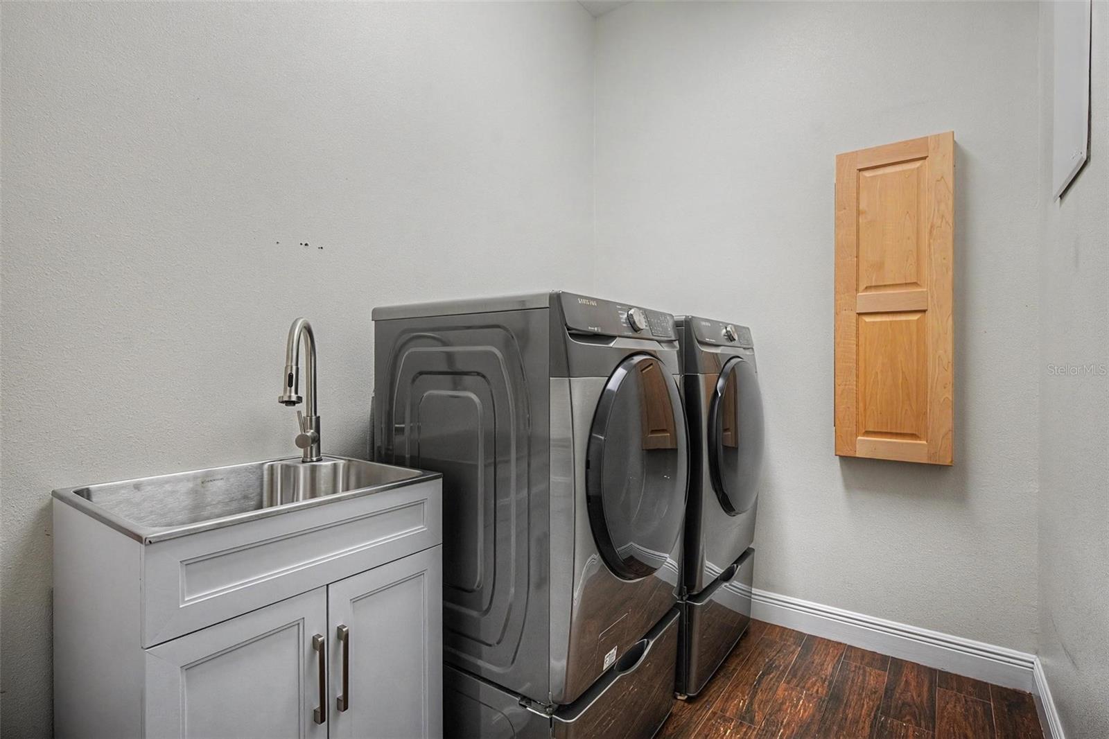 LAKEWOOD ACRES - Residential