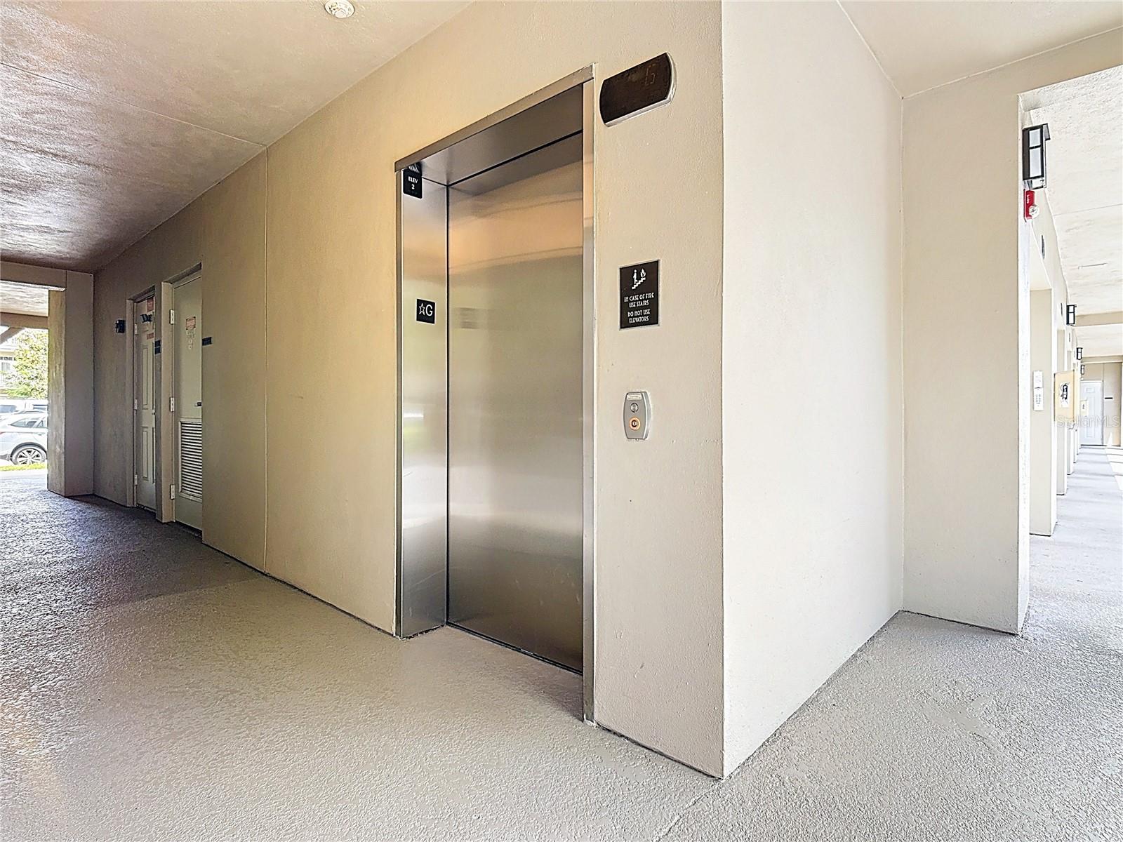 ARTISAN CLUB CONDO PH 2 - Residential