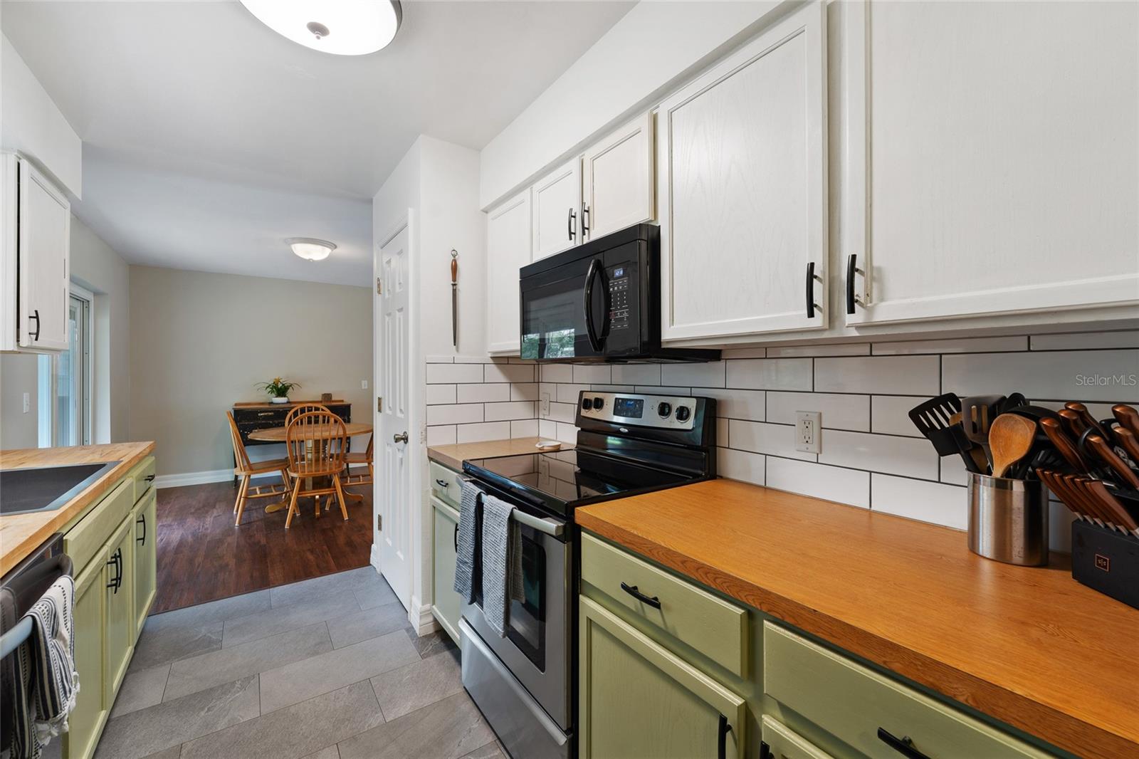CRICKET LAKE VILLAGE 4TH ADD SUB - Residential
