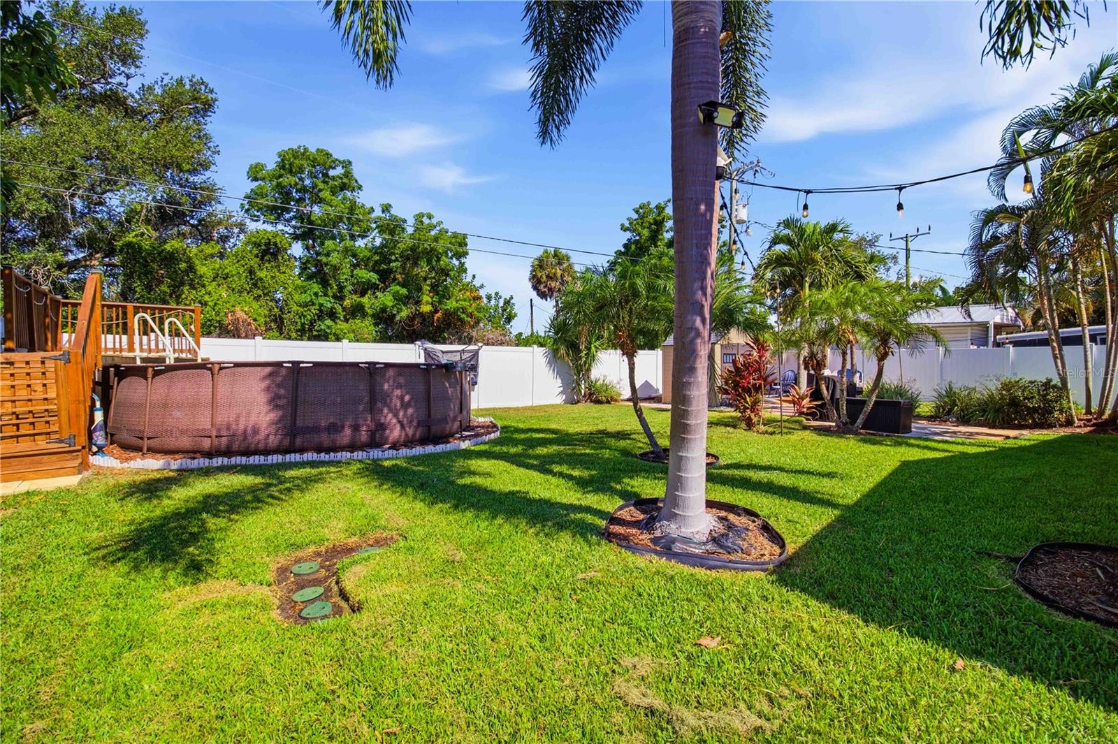 BAYSHORE GARDENS SEC 5 - Residential