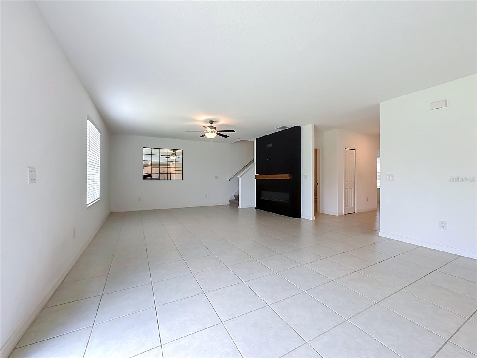 WIND MEADOWS SOUTH - Residential