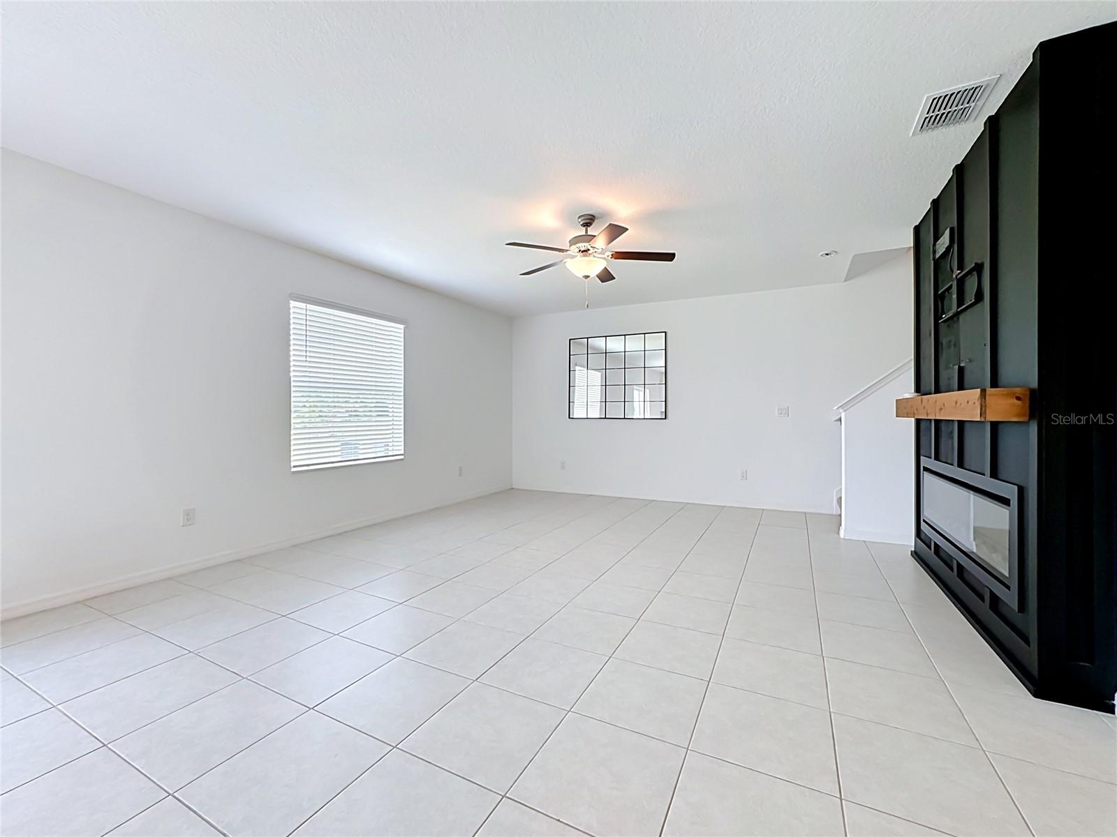 WIND MEADOWS SOUTH - Residential