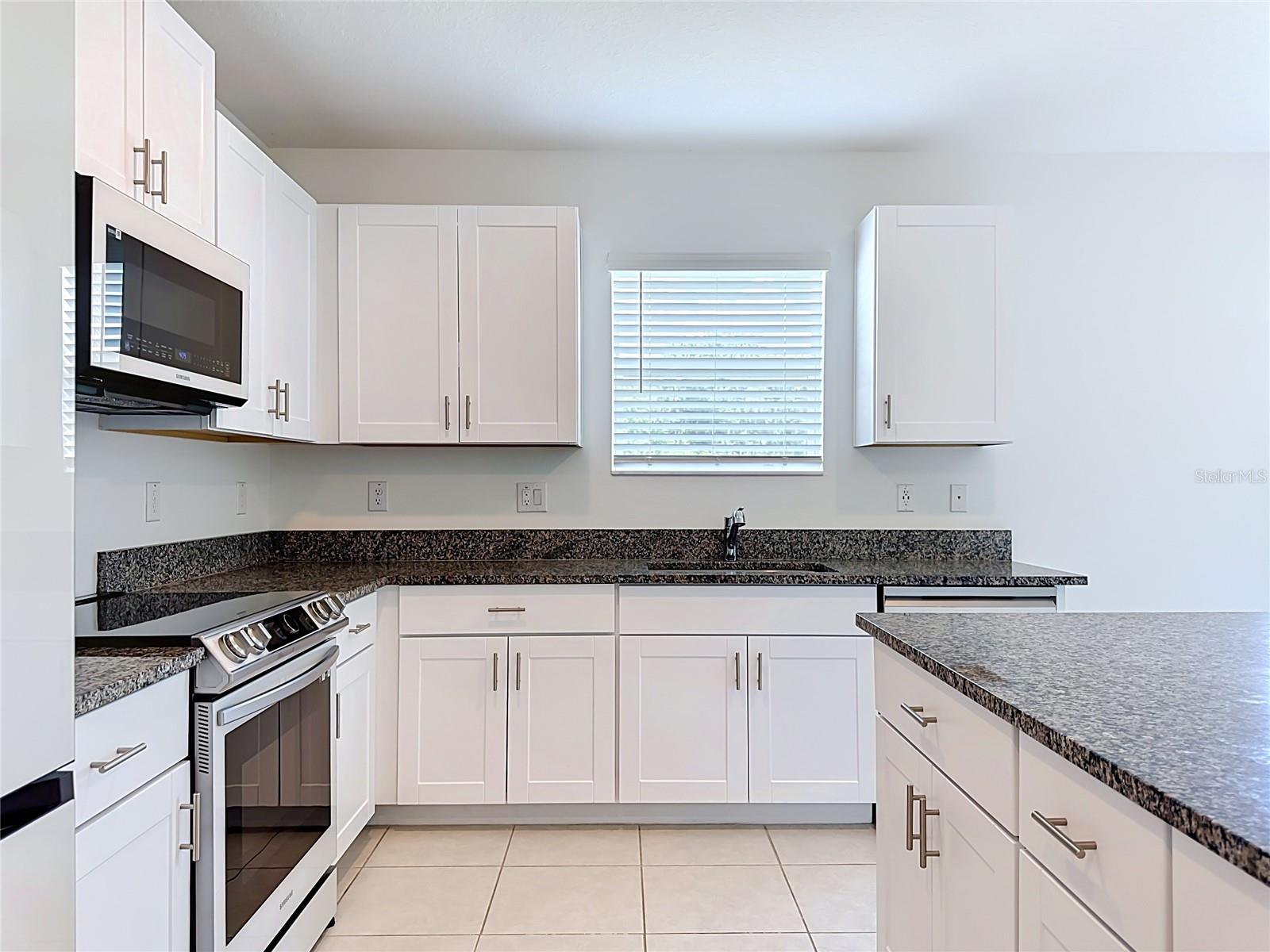 WIND MEADOWS SOUTH - Residential