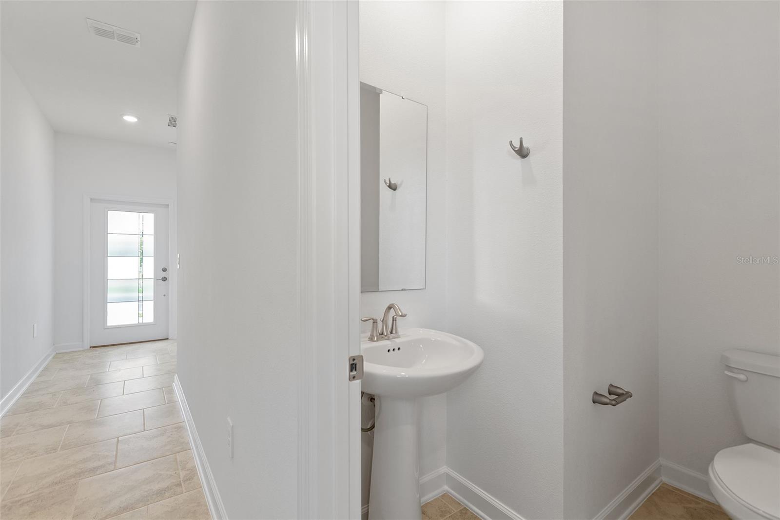 BRIDGEWALK - Residential Lease