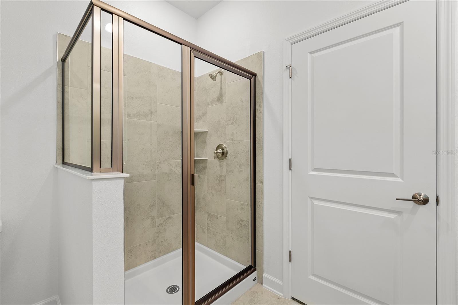 BRIDGEWALK - Residential Lease