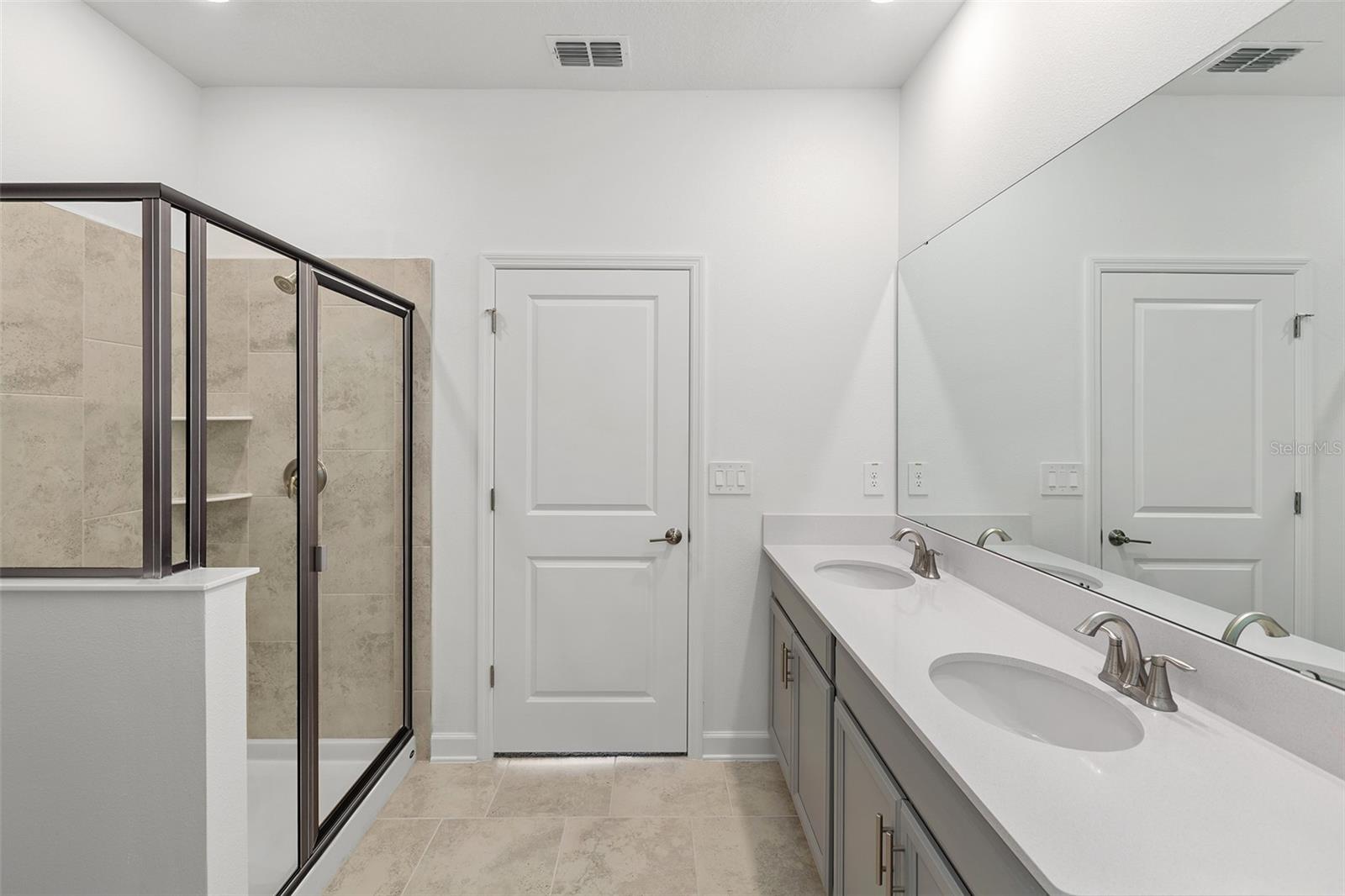 BRIDGEWALK - Residential Lease