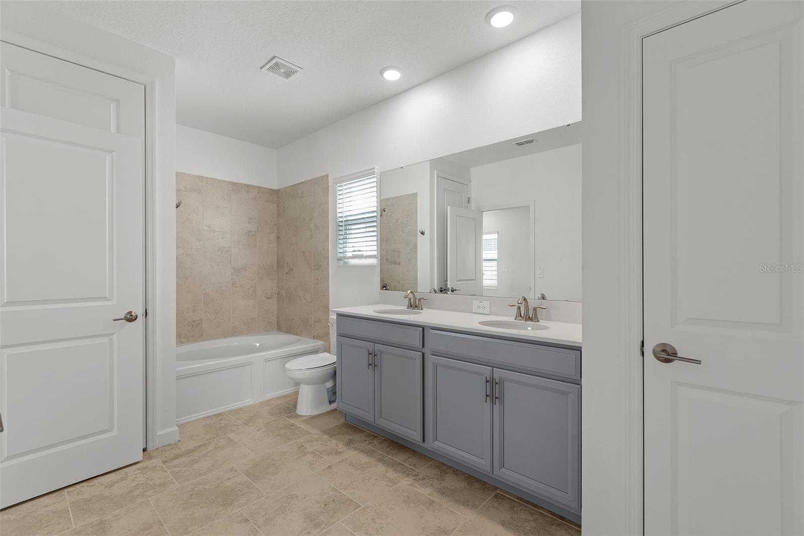 BRIDGEWALK - Residential Lease