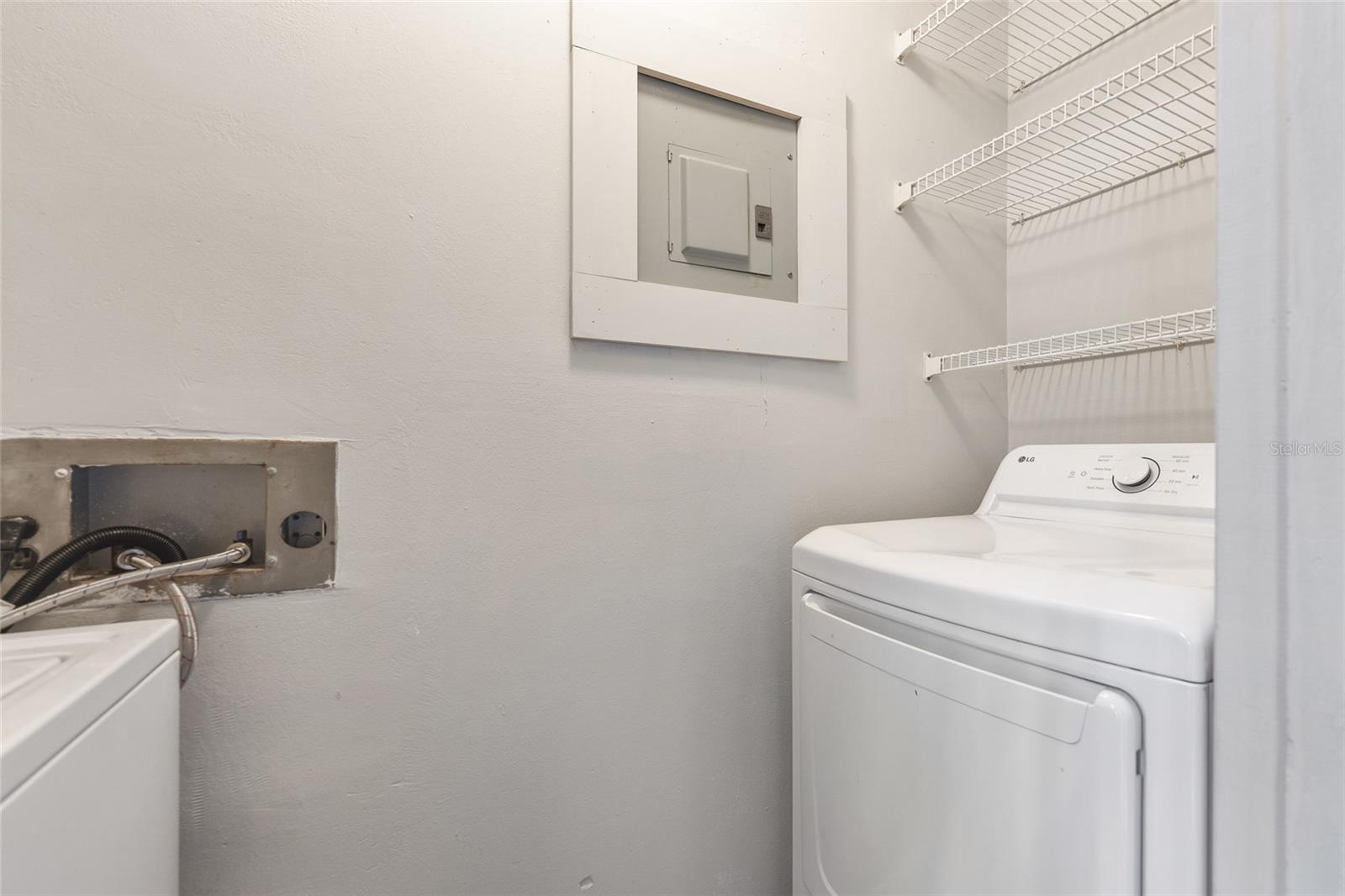 WINDHOVER CONDO - Residential