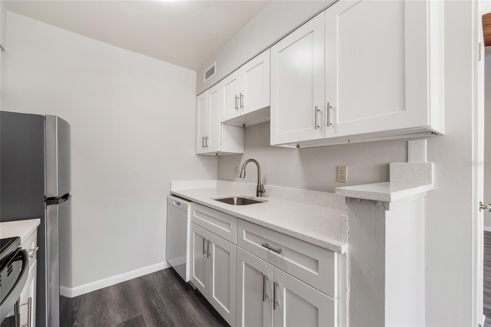 WINDHOVER CONDO - Residential