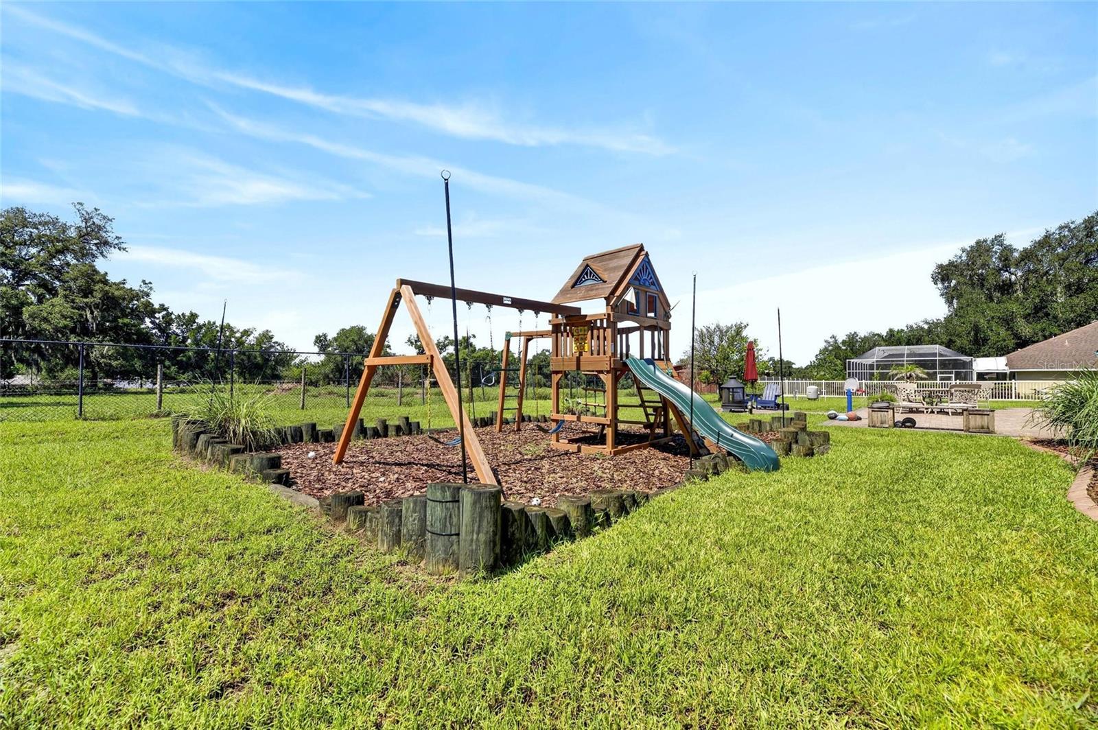 HICKORY WOODS - Residential
