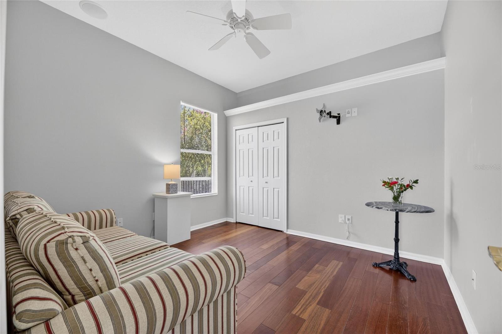 HICKORY WOODS - Residential